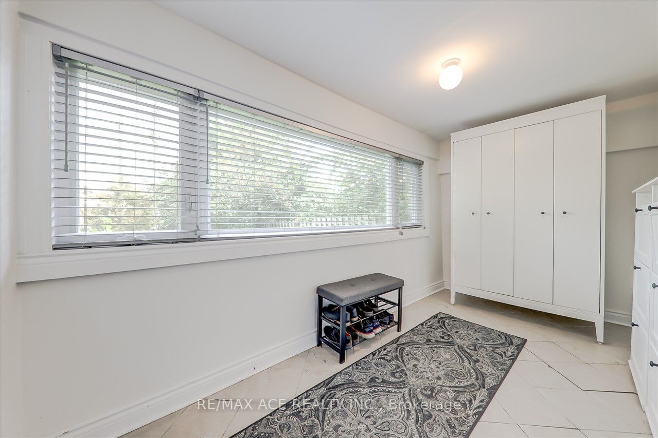 52 Galloway Rd