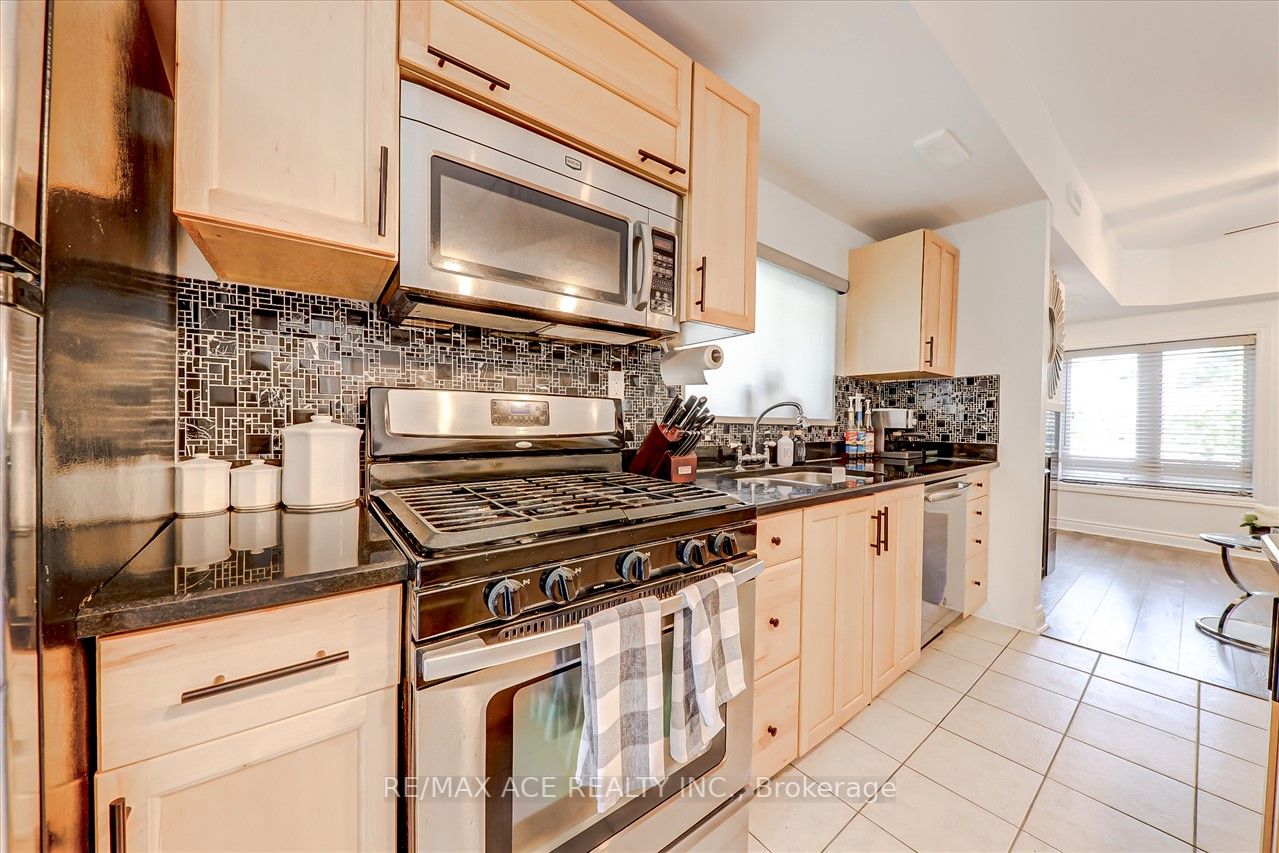 52 Galloway Rd
