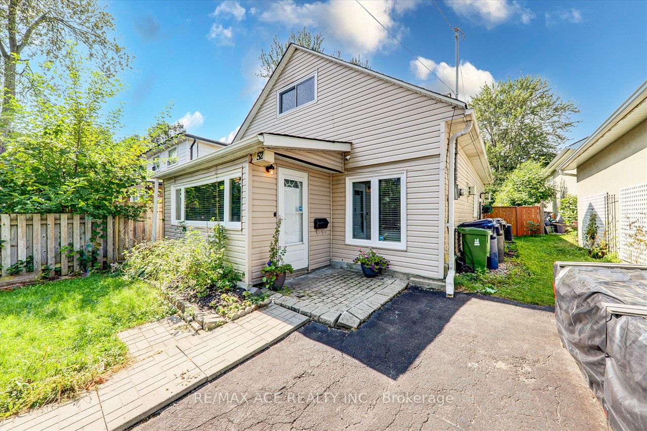 52 Galloway Rd