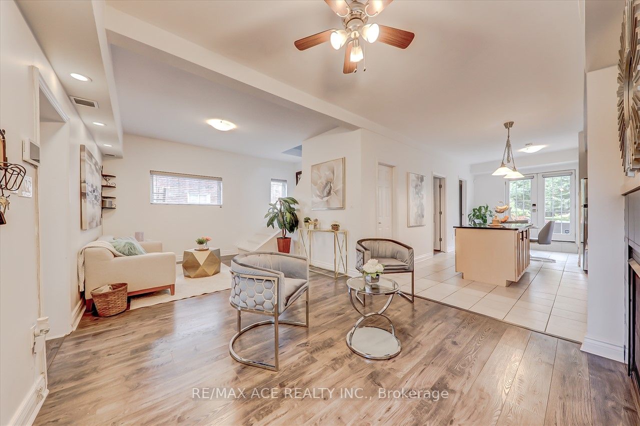 52 Galloway Rd