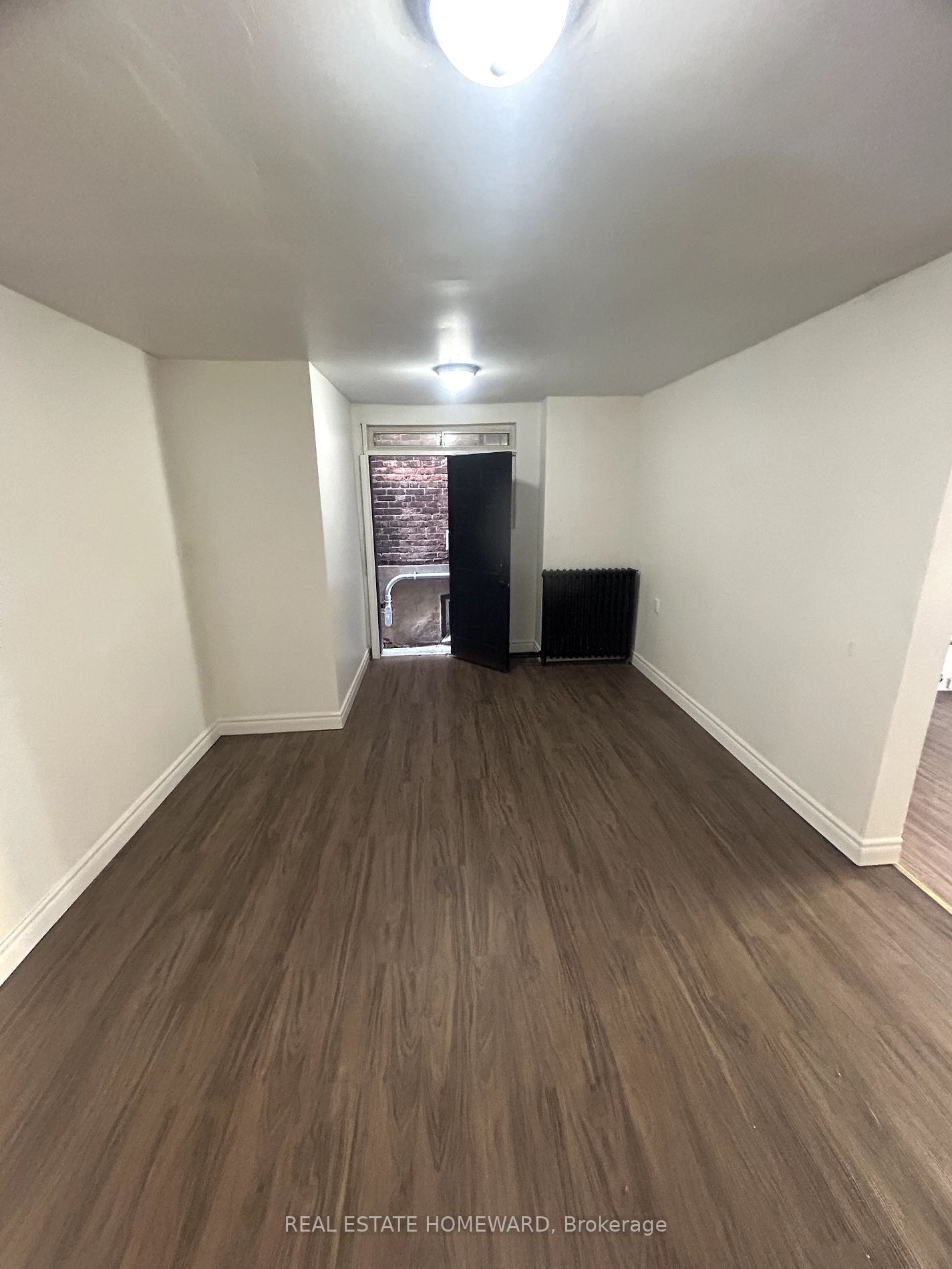 1295 Gerrard St E, #1A
