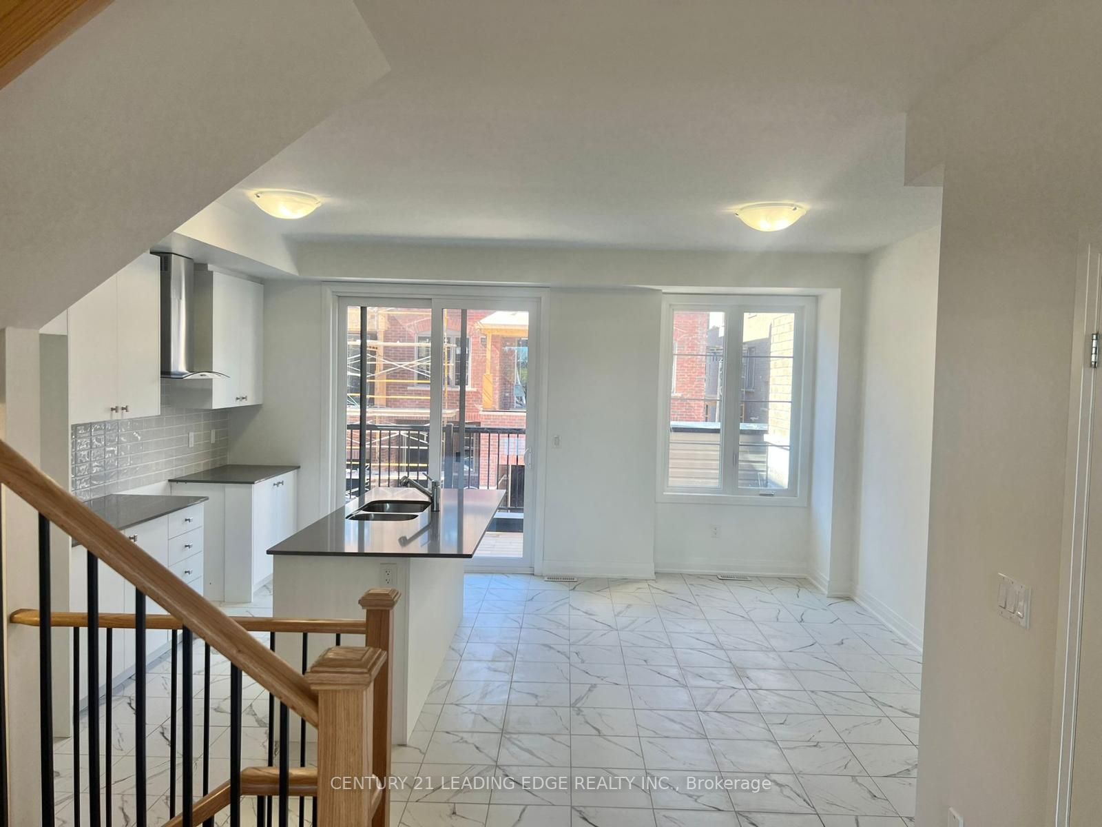 72 Waterside Way, #34