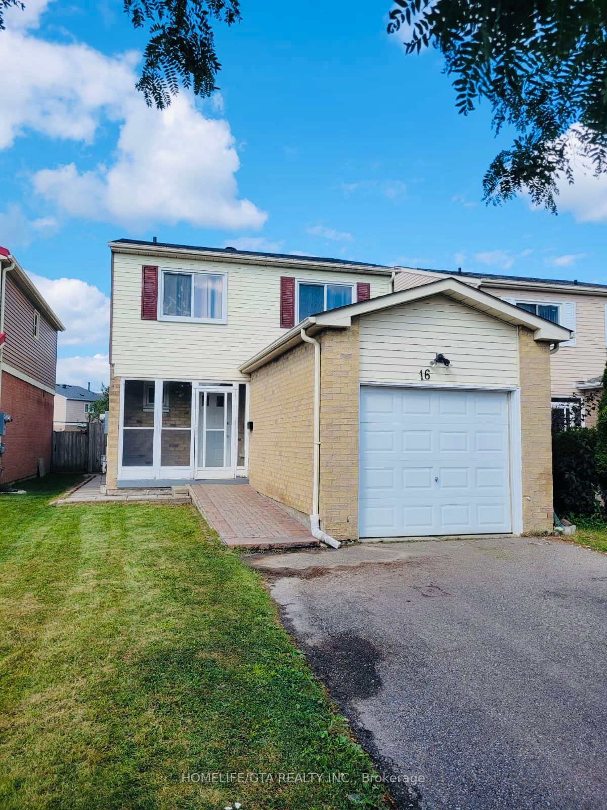 16 Troutbeck Ave, #Main