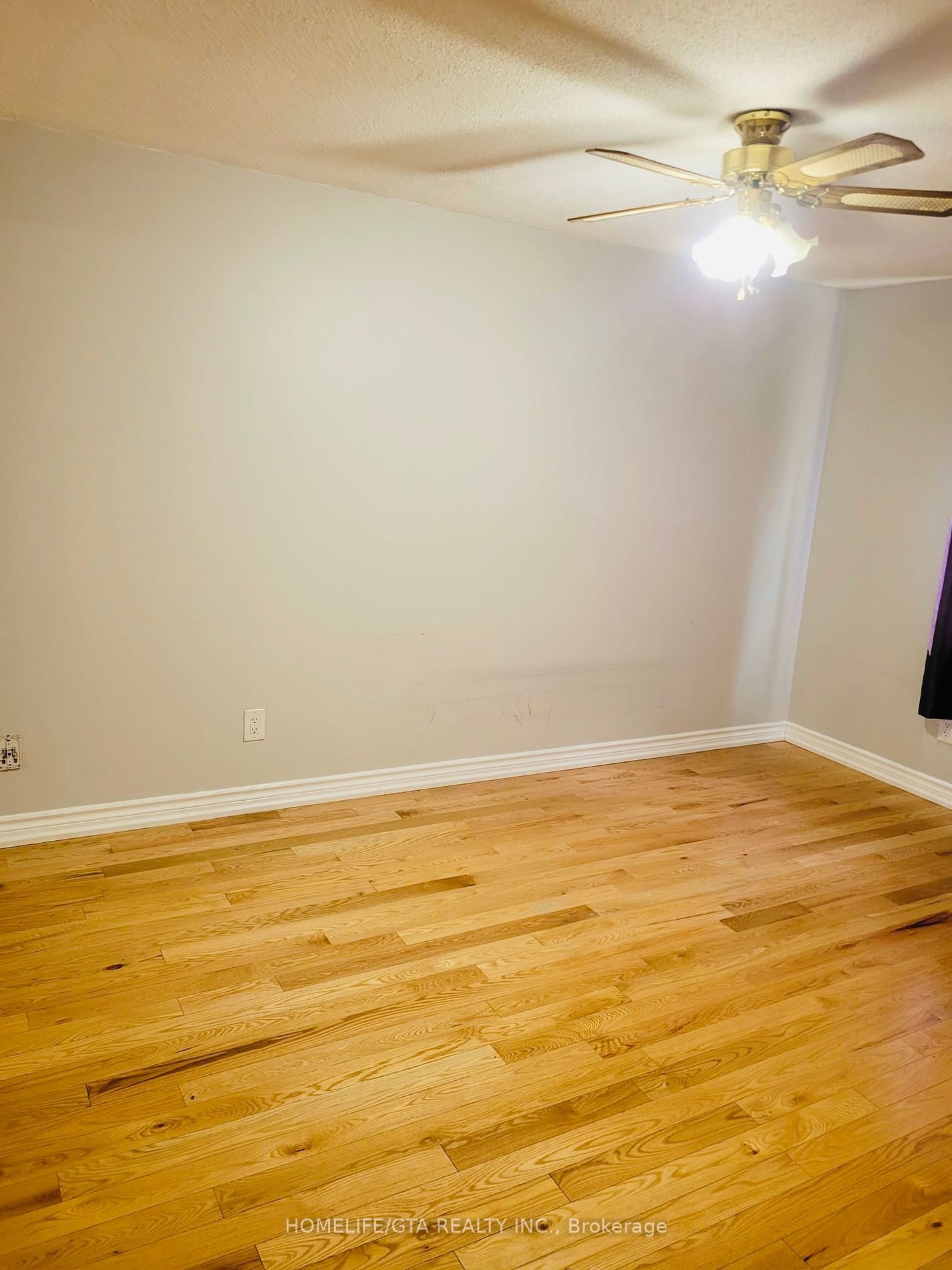 16 Troutbeck Ave, #Main