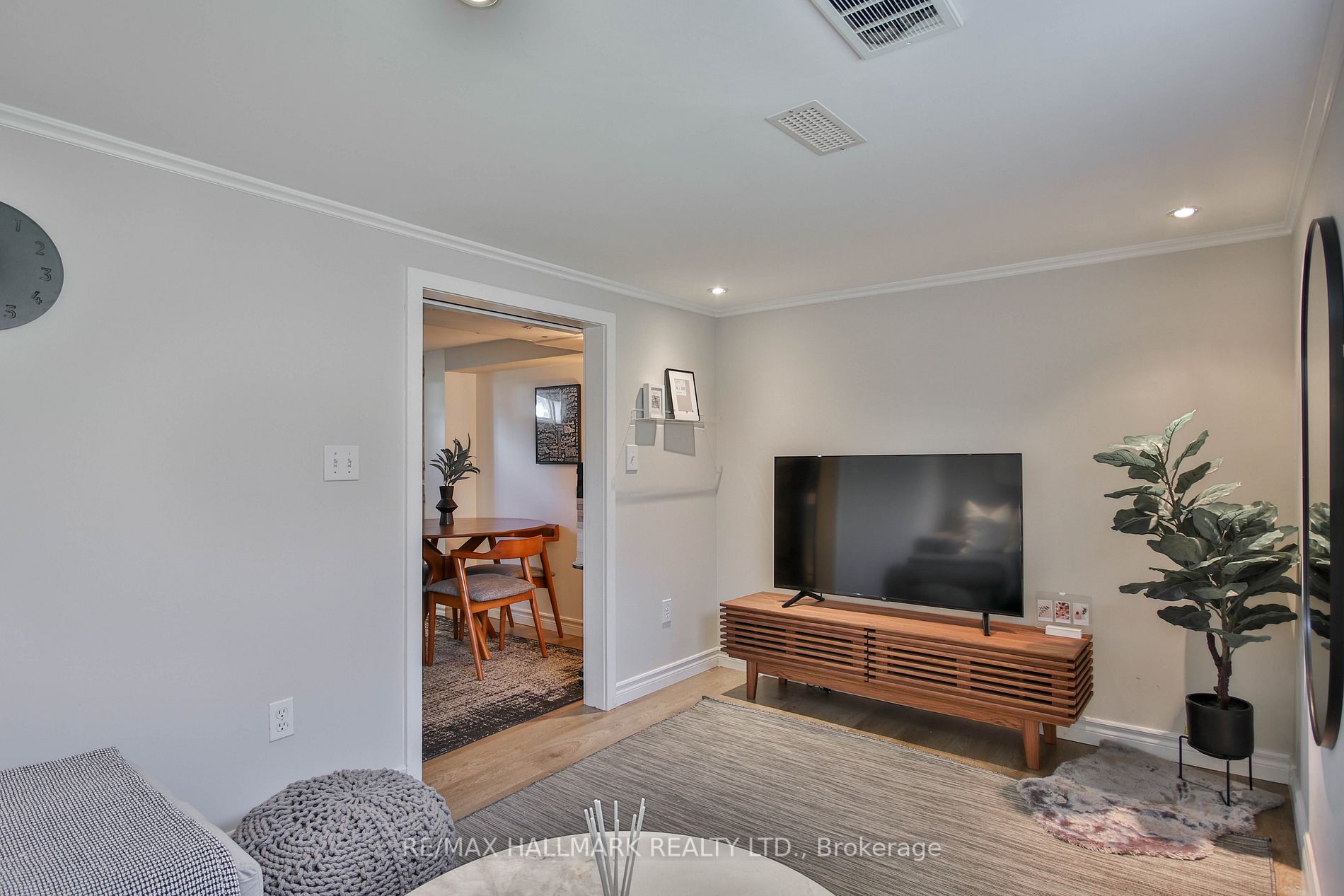405 Pharmacy Avenue