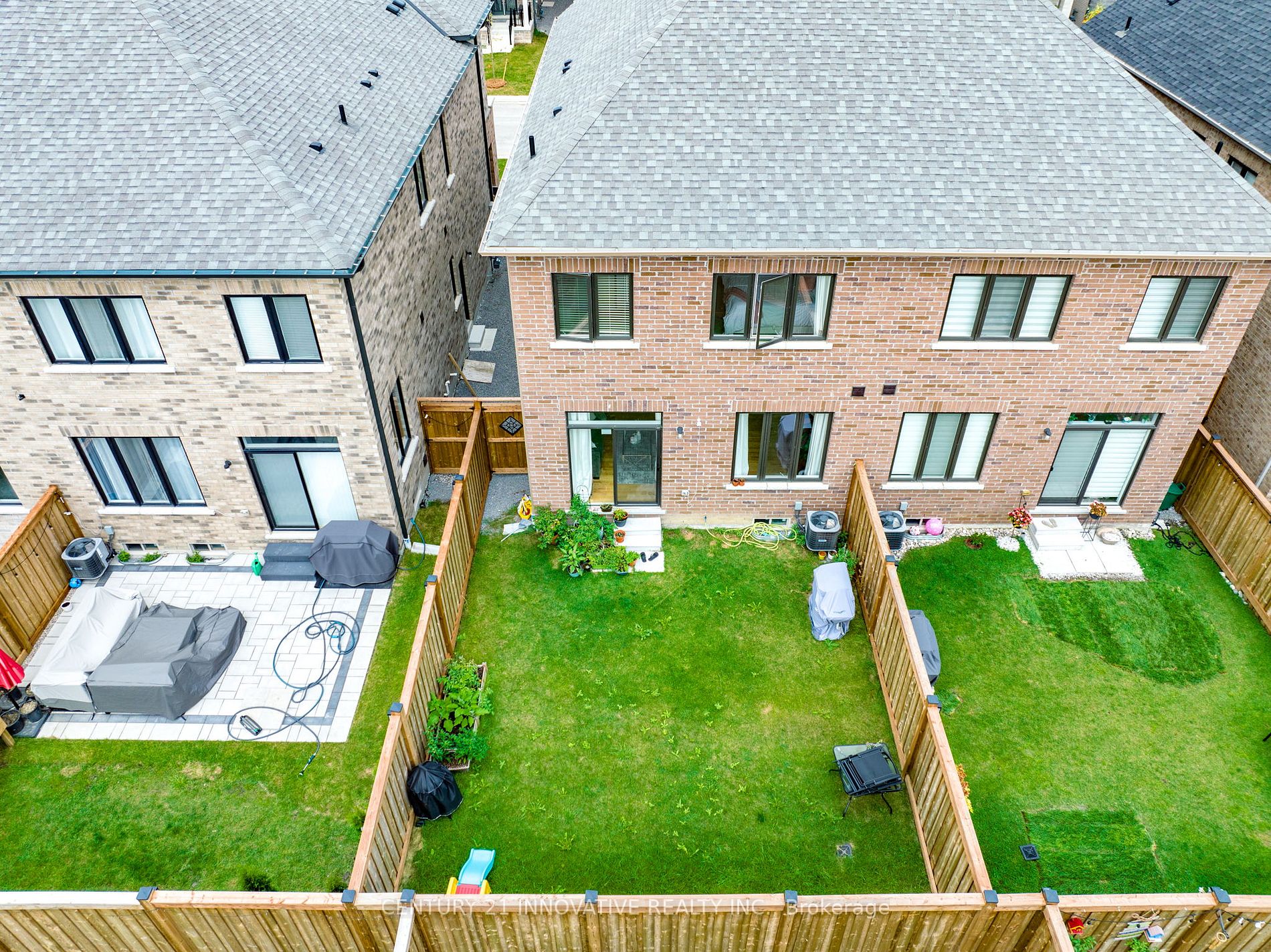25 Conarty Cres