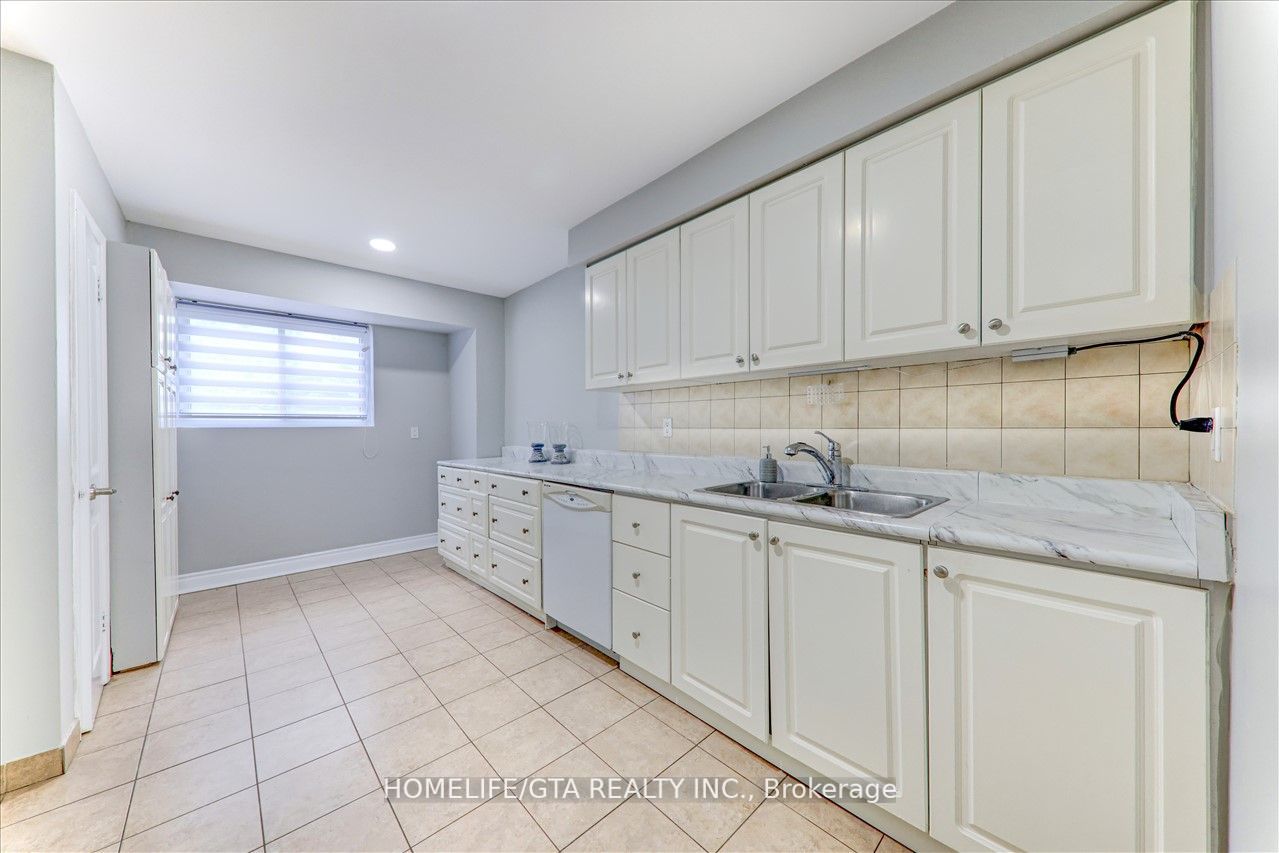 1915 Denmar Rd, #164