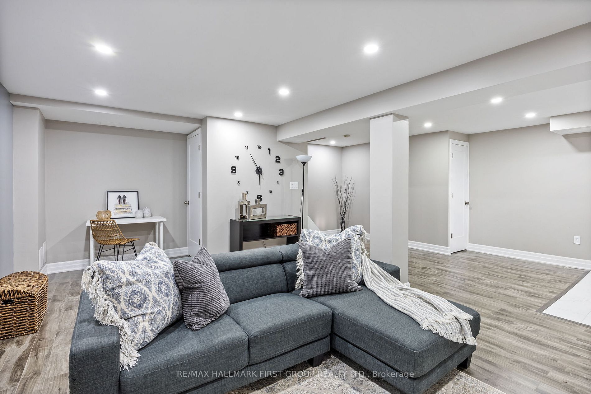 1010 Glen St, #55