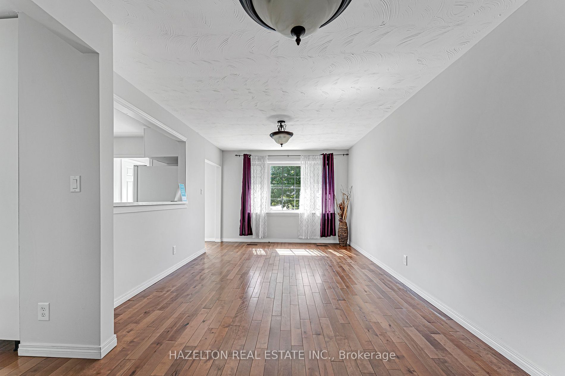 572 Montcalm Ave