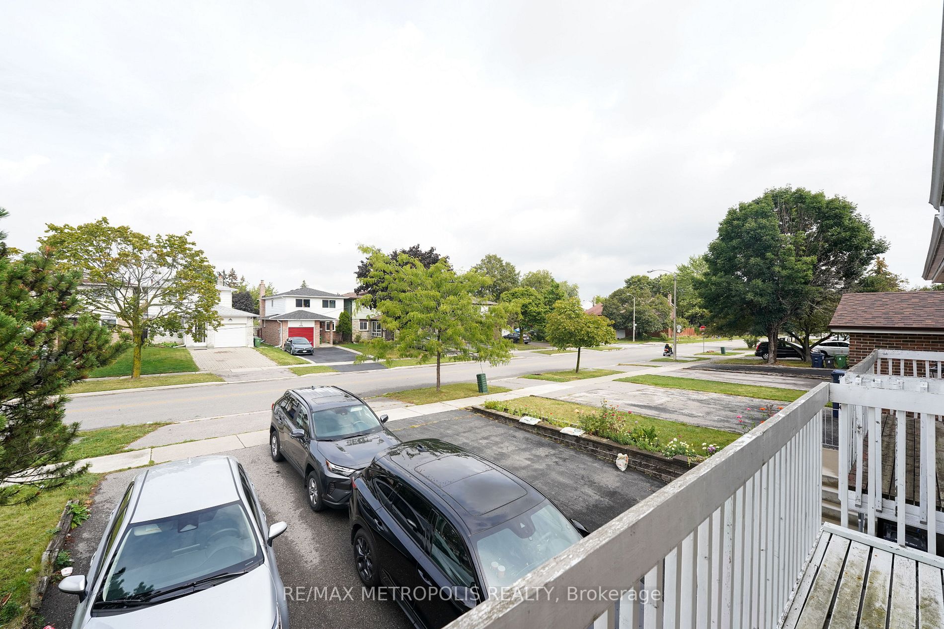 199 Invergordon Ave