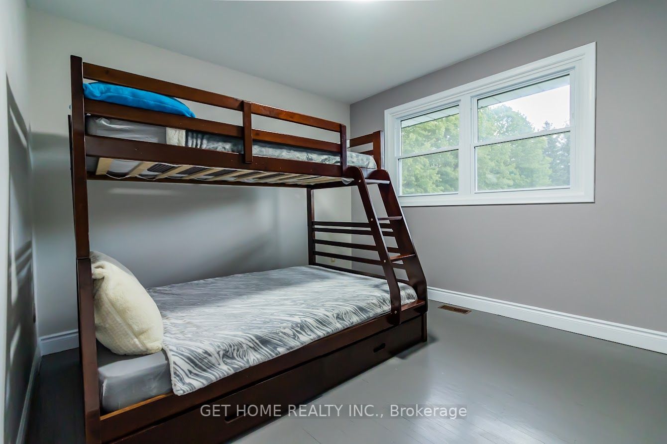 4475 Country Lane