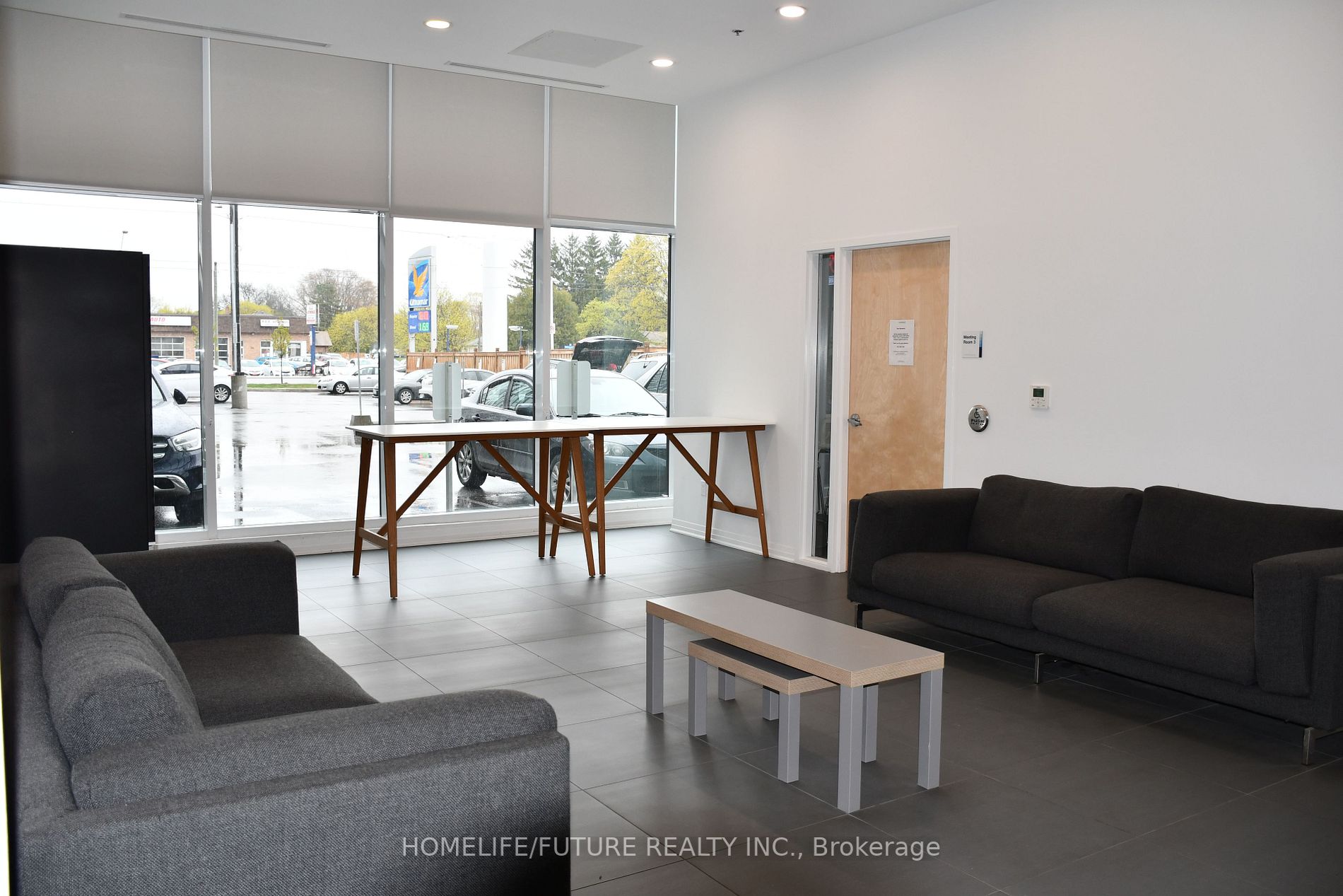 1900 Simcoe St, #629