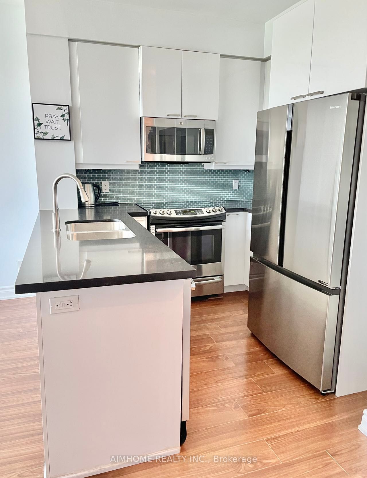 1328 Birchmount Rd, #112