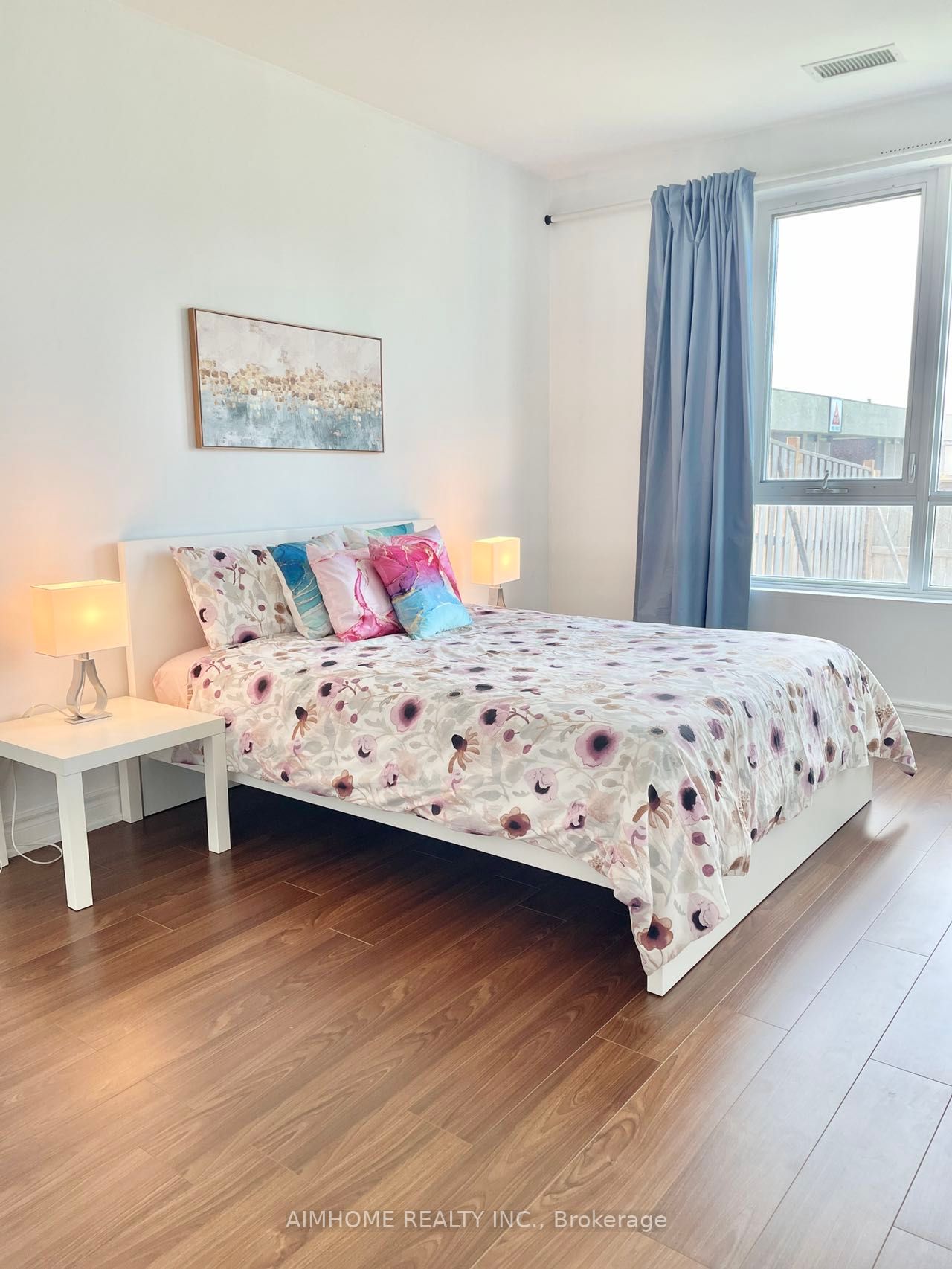 1328 Birchmount Rd, #112