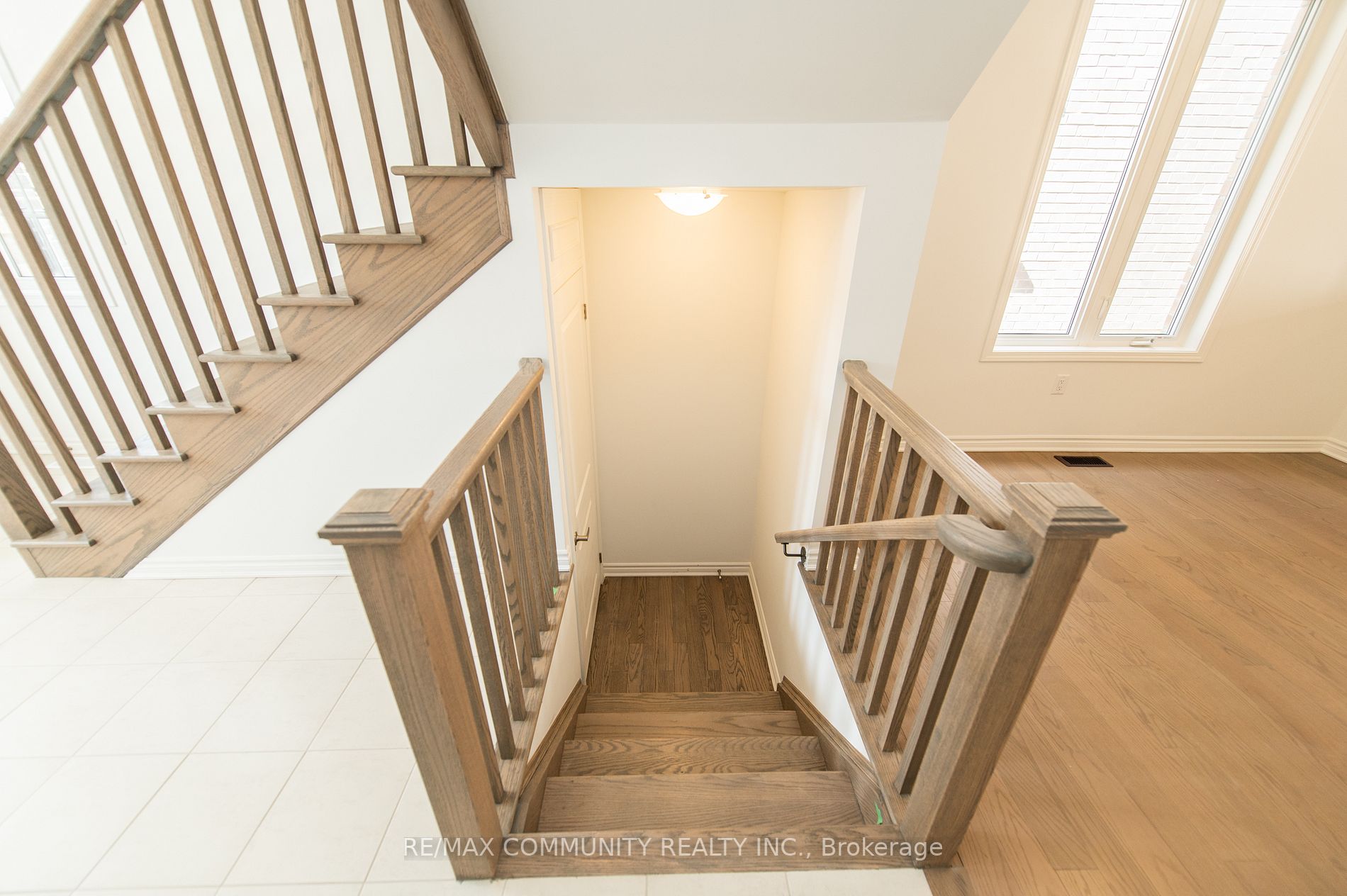 1508 Honey Locust Pl