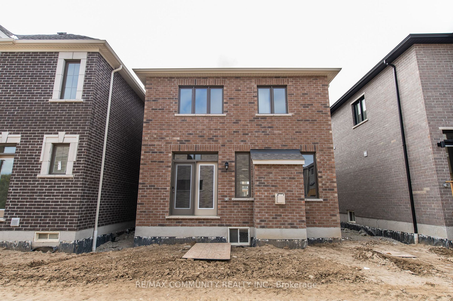 1508 Honey Locust Pl