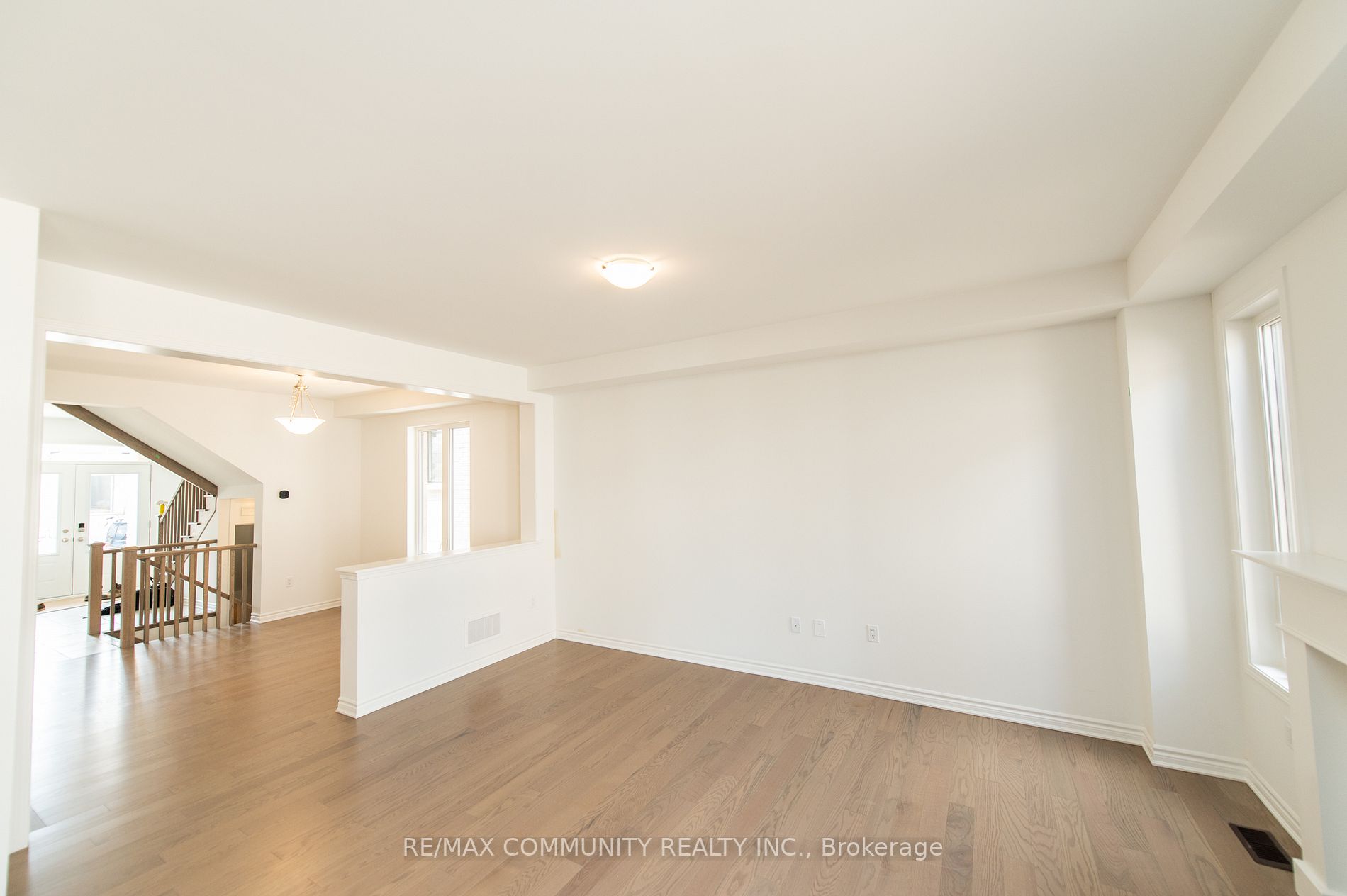1508 Honey Locust Pl