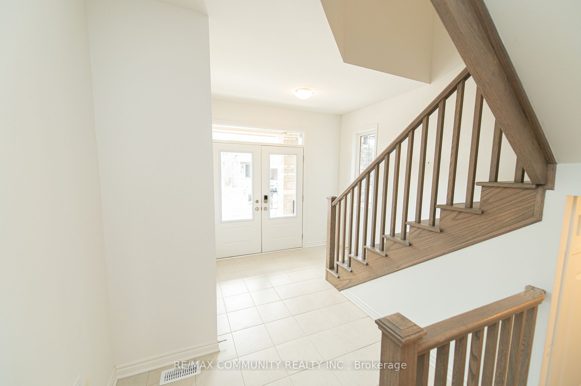 1508 Honey Locust Pl