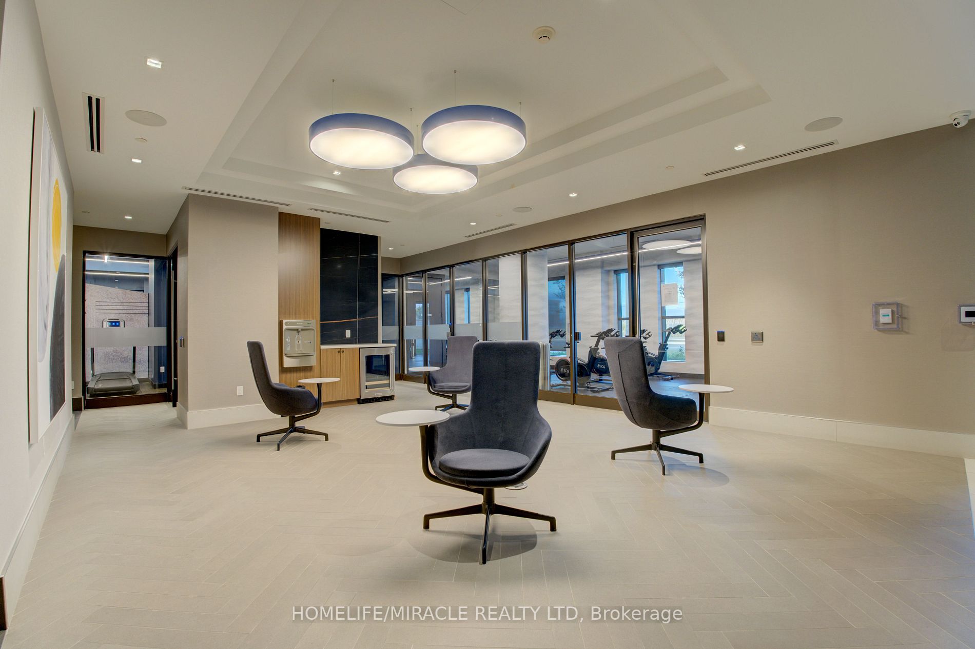 2550 Simcoe Street N, #1602