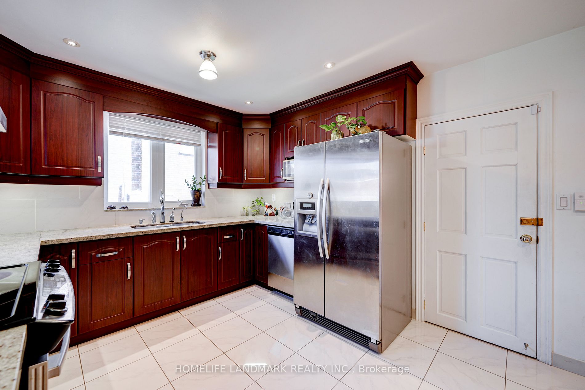 Listing E7005720 - Large Photo # 15