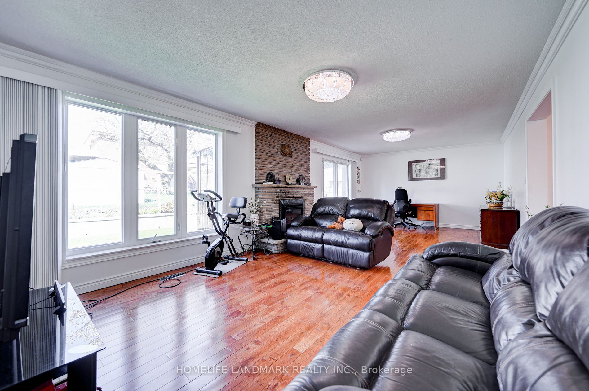 Listing E7005720 - Large Photo # 23