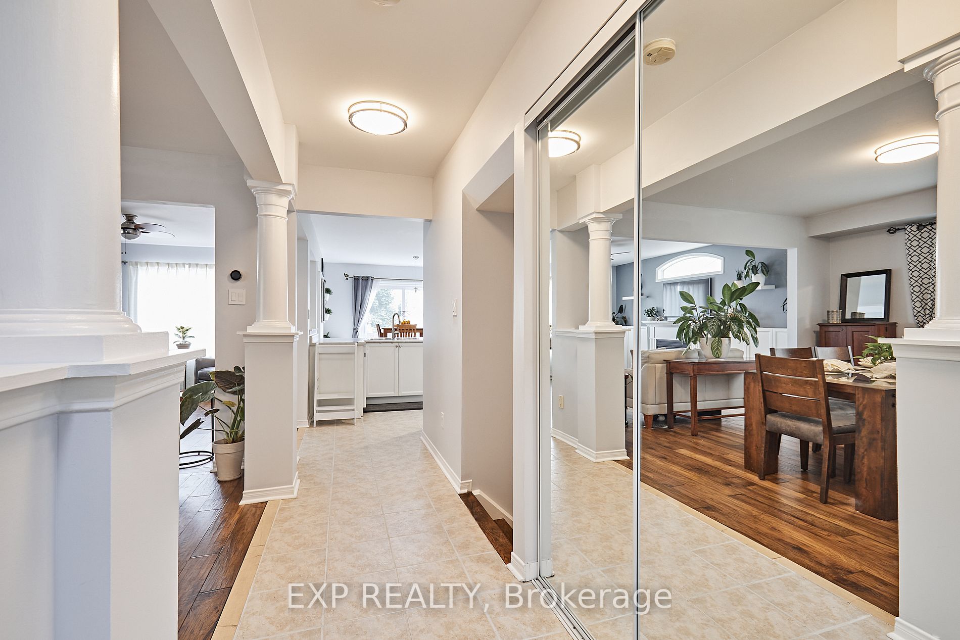 1113 Ashgrove Cres