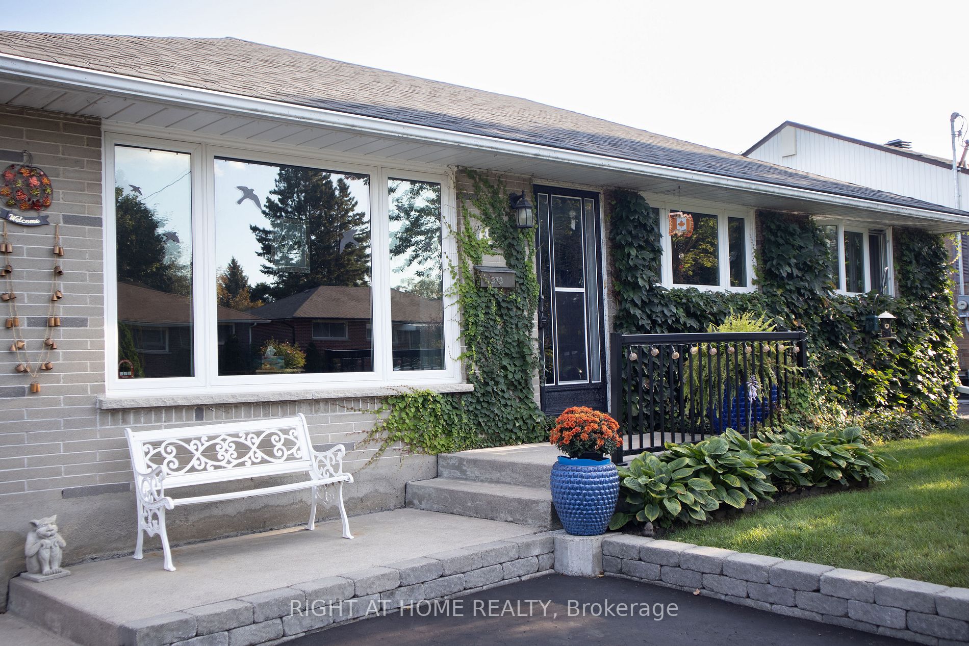 373 Welland Avenue