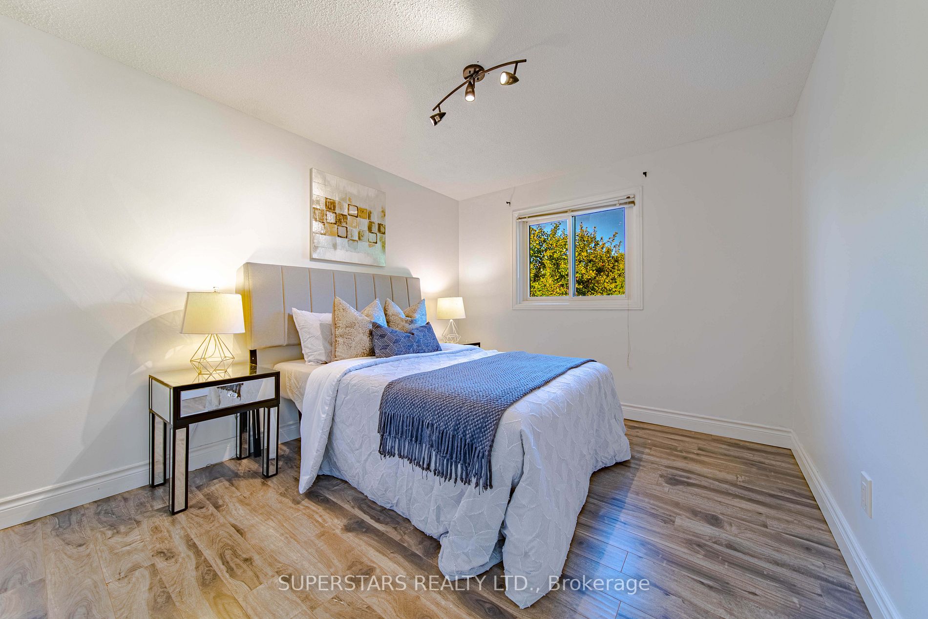 89 Barnwell Dr