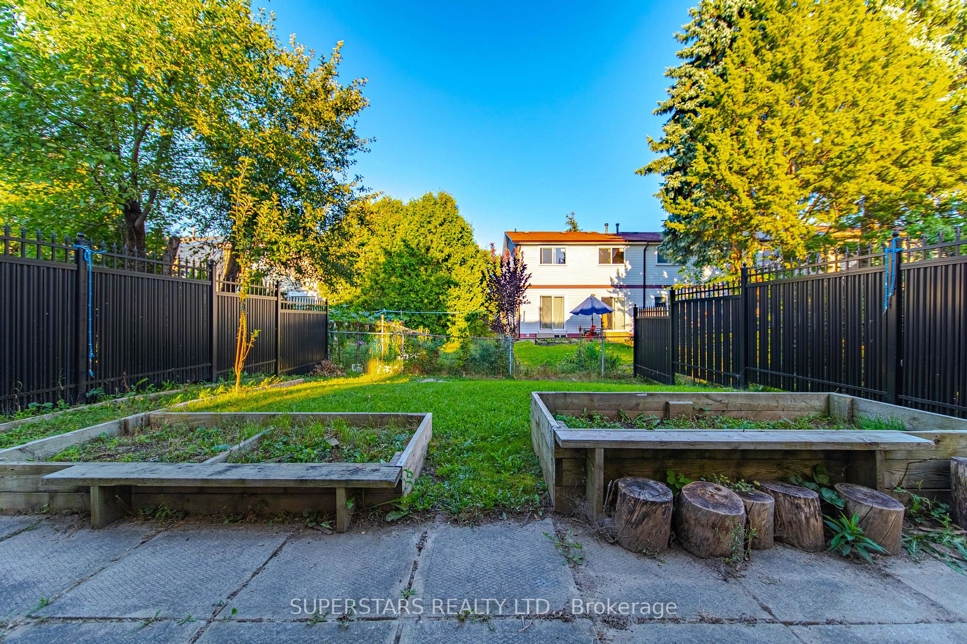 89 Barnwell Dr