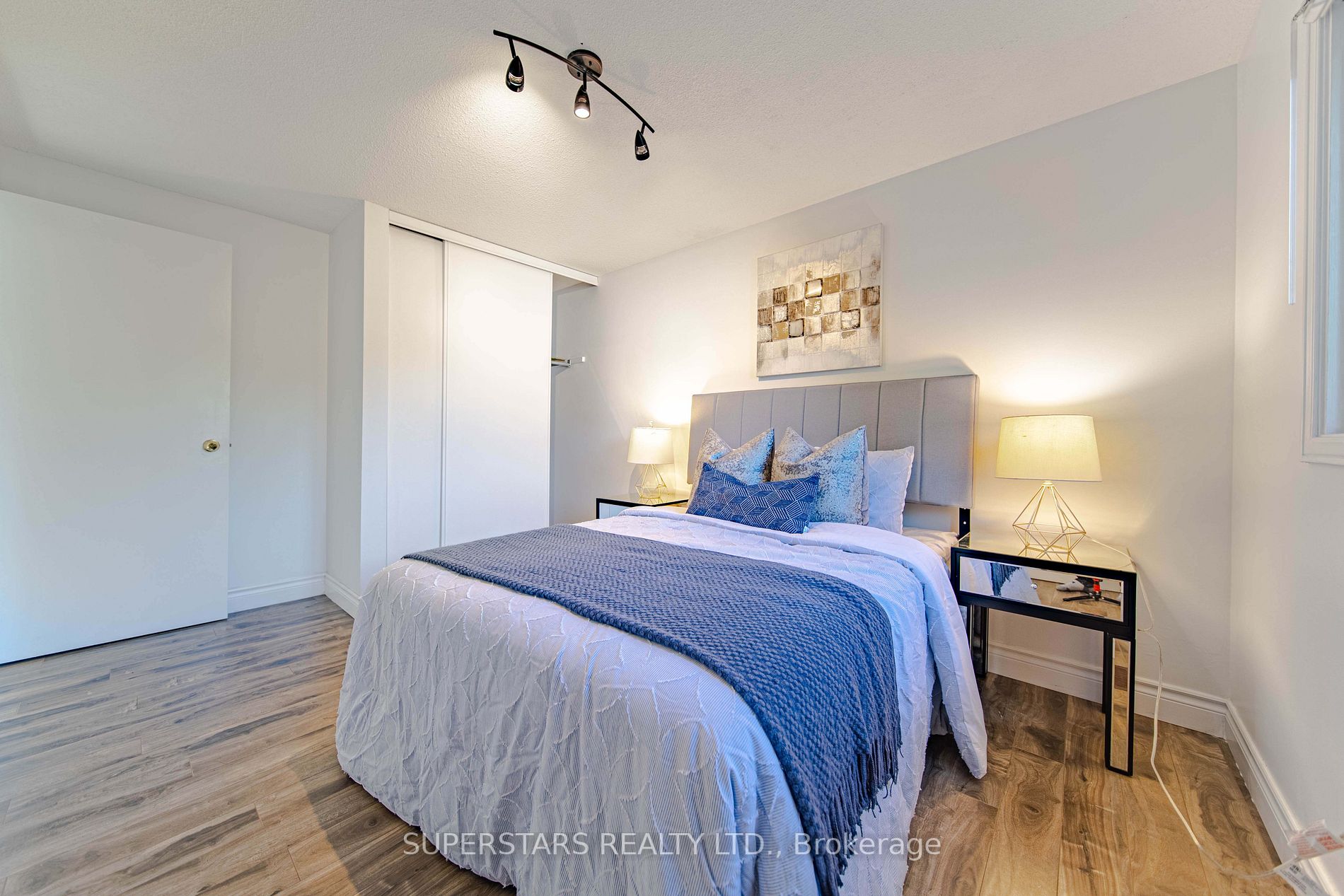 89 Barnwell Dr