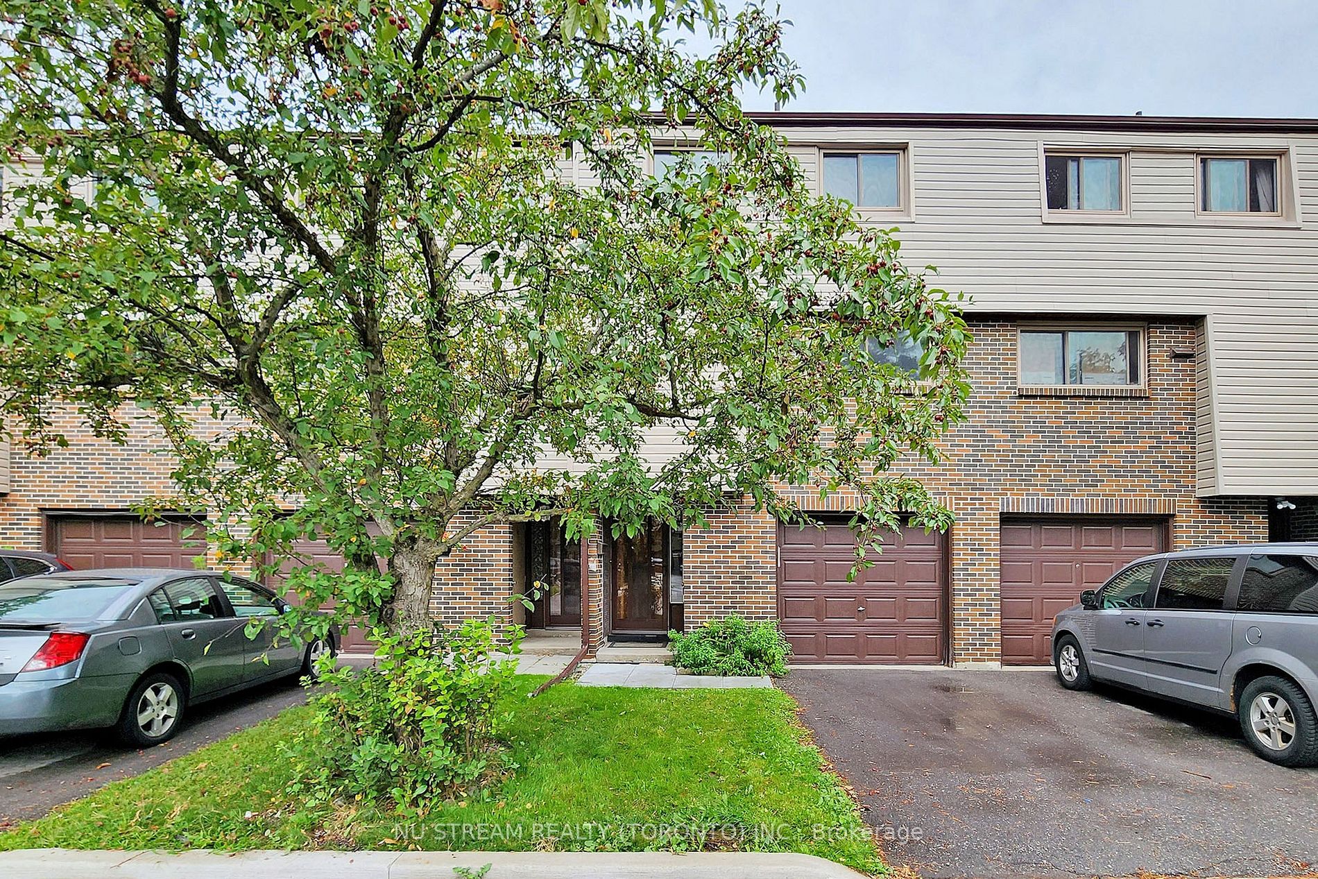 2020 Pharmacy Ave, #34