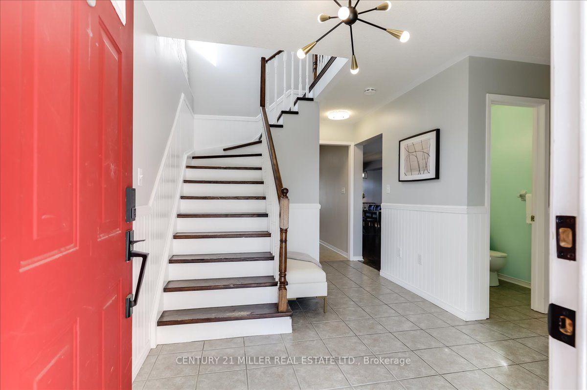 622 Aldershot Dr