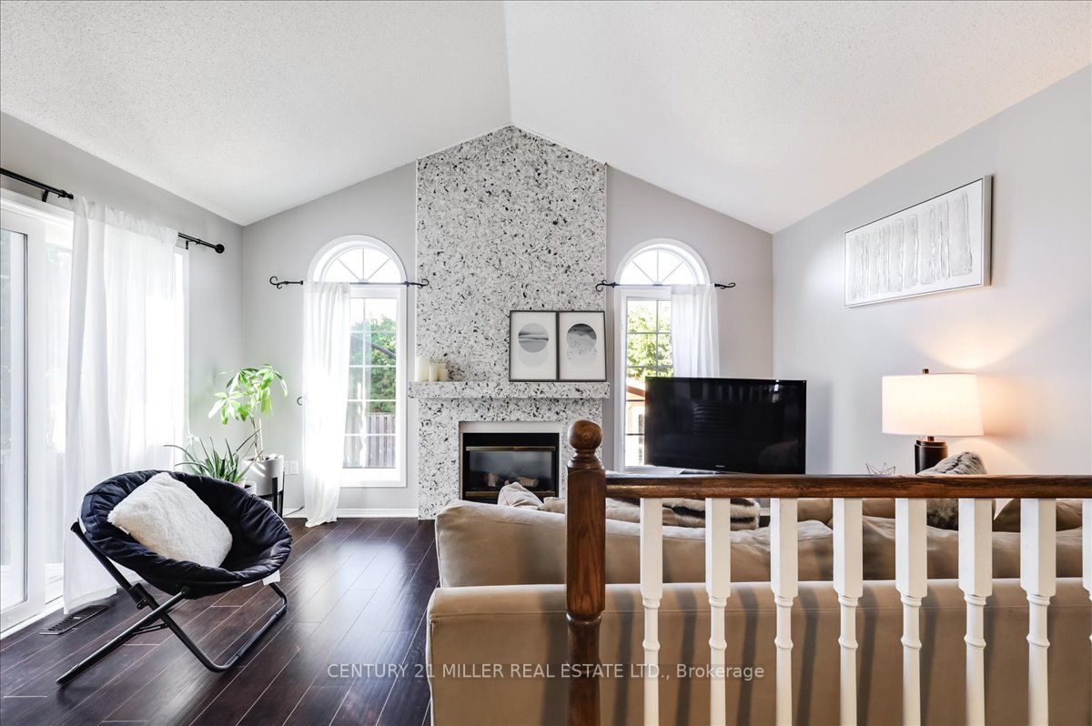 622 Aldershot Dr