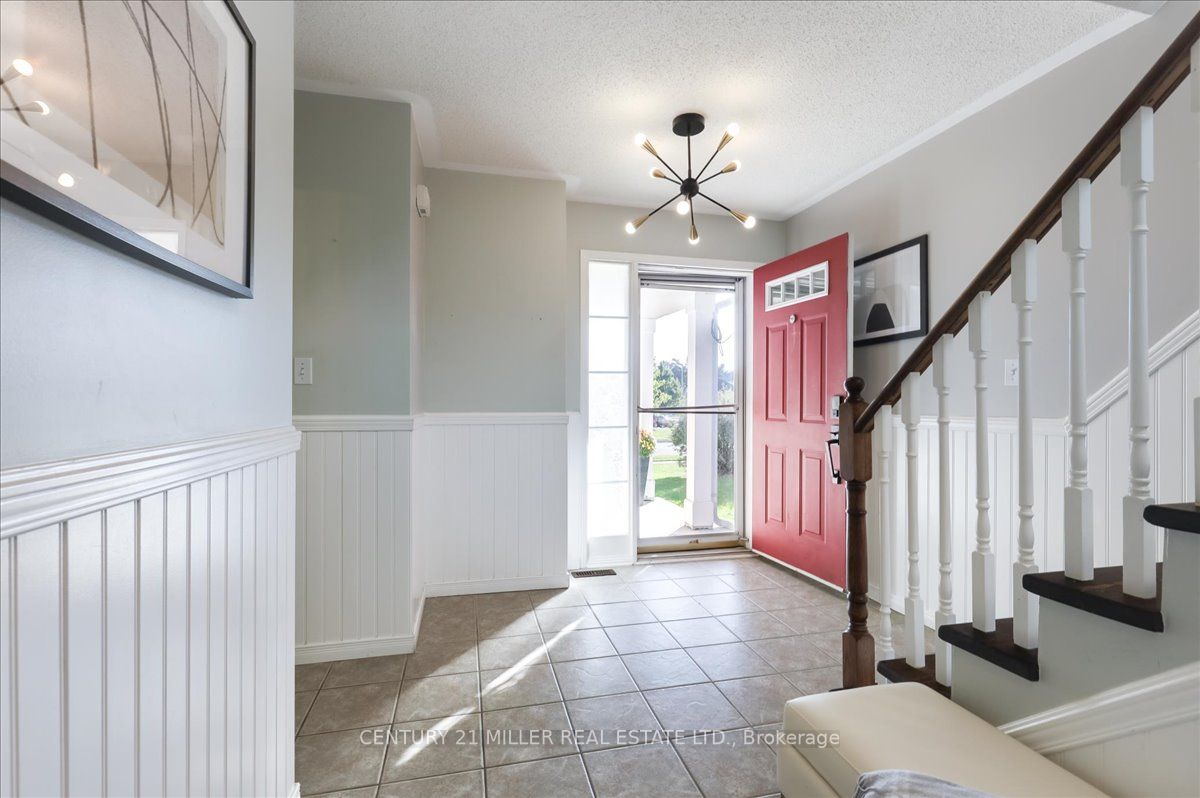 622 Aldershot Dr
