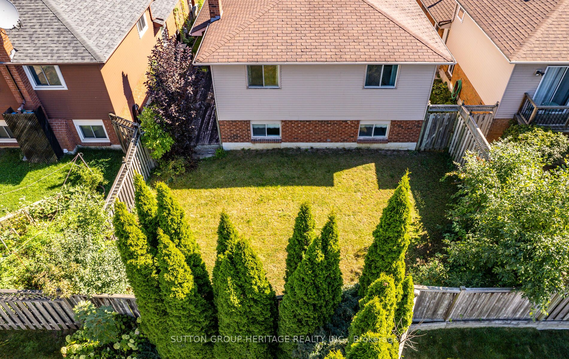260 Glenabbey Dr