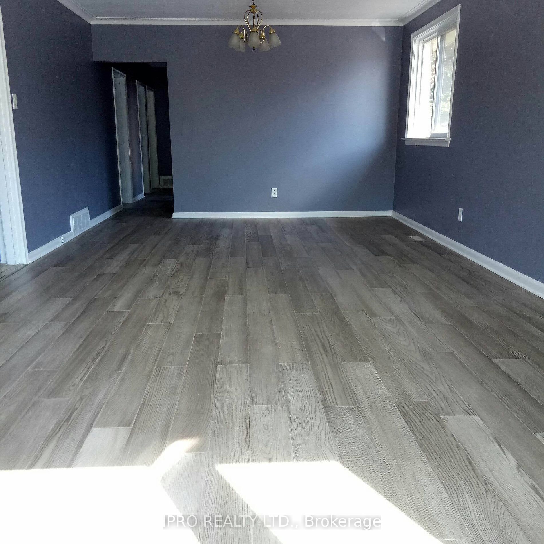 31 Alanbury Cres