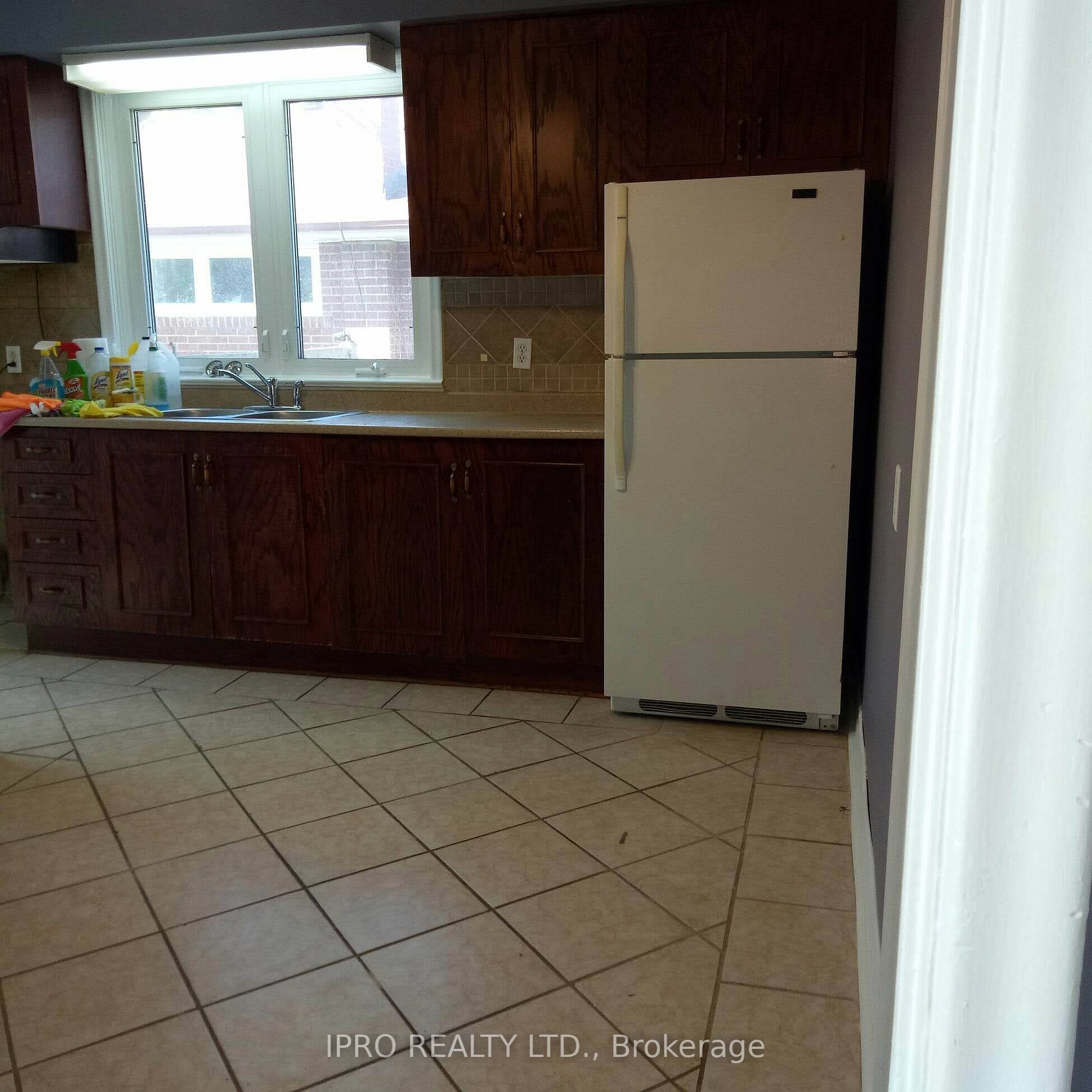 31 Alanbury Cres