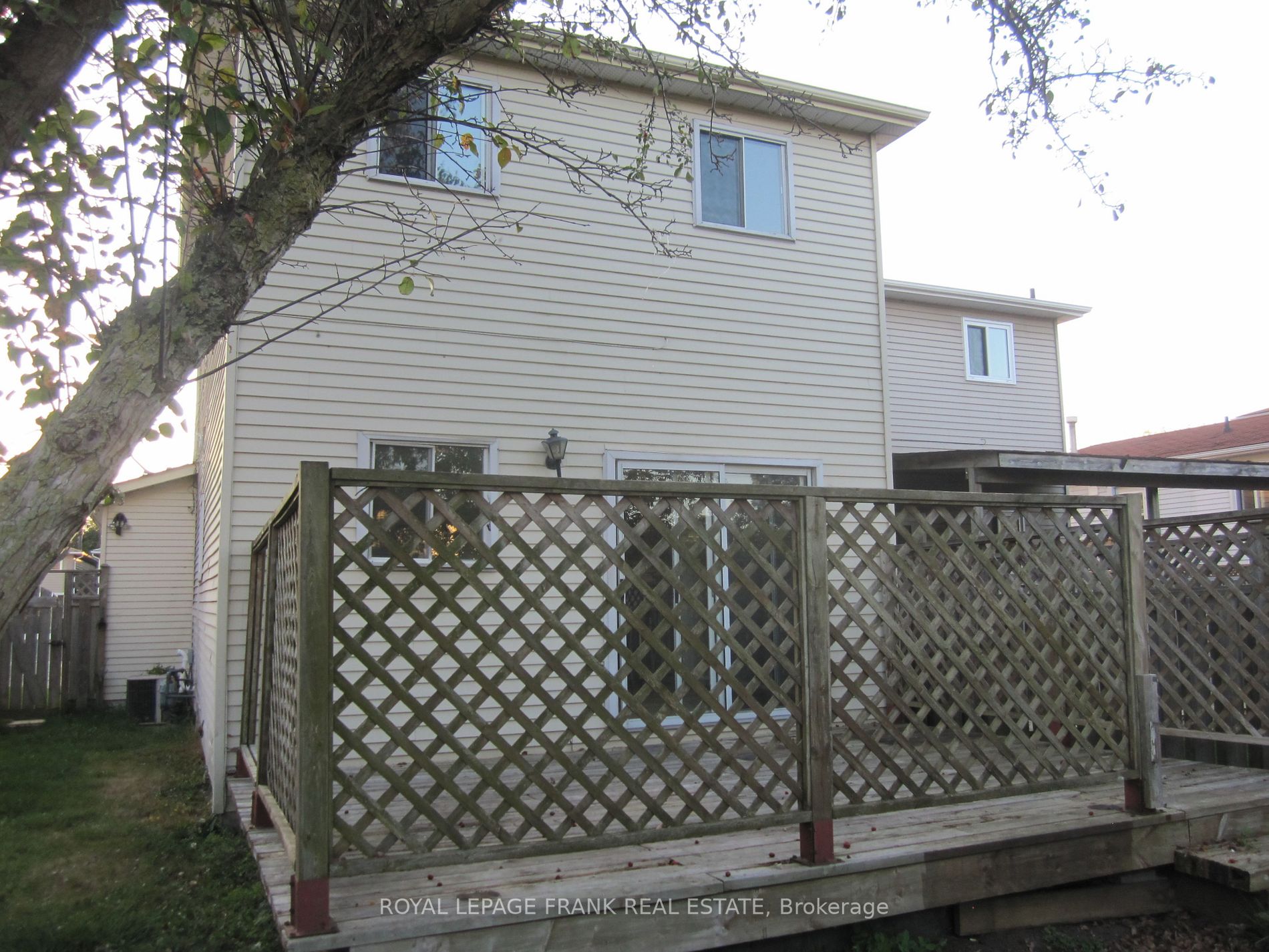 1425 Outlet Drive