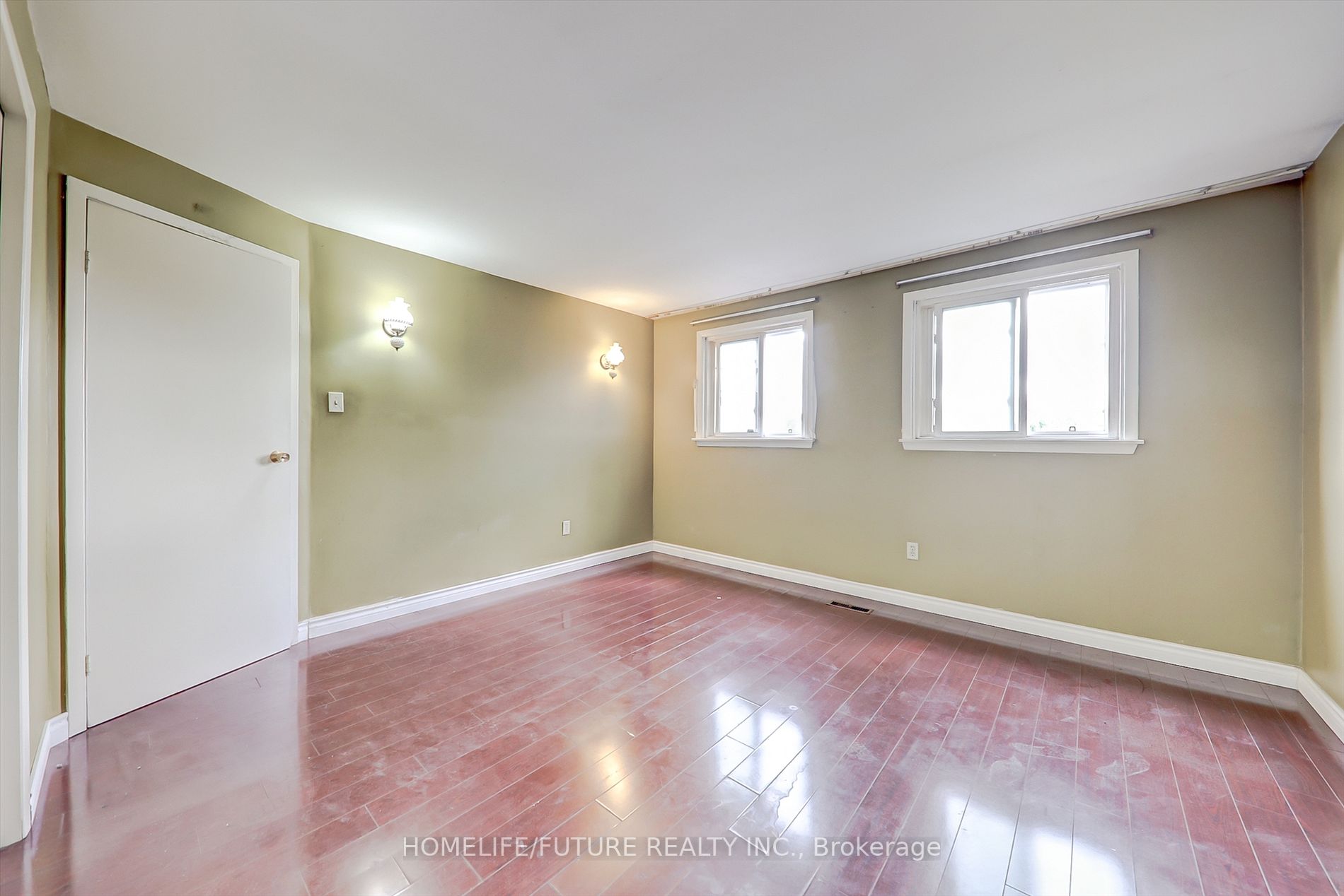 27 Wellpark Boulevard