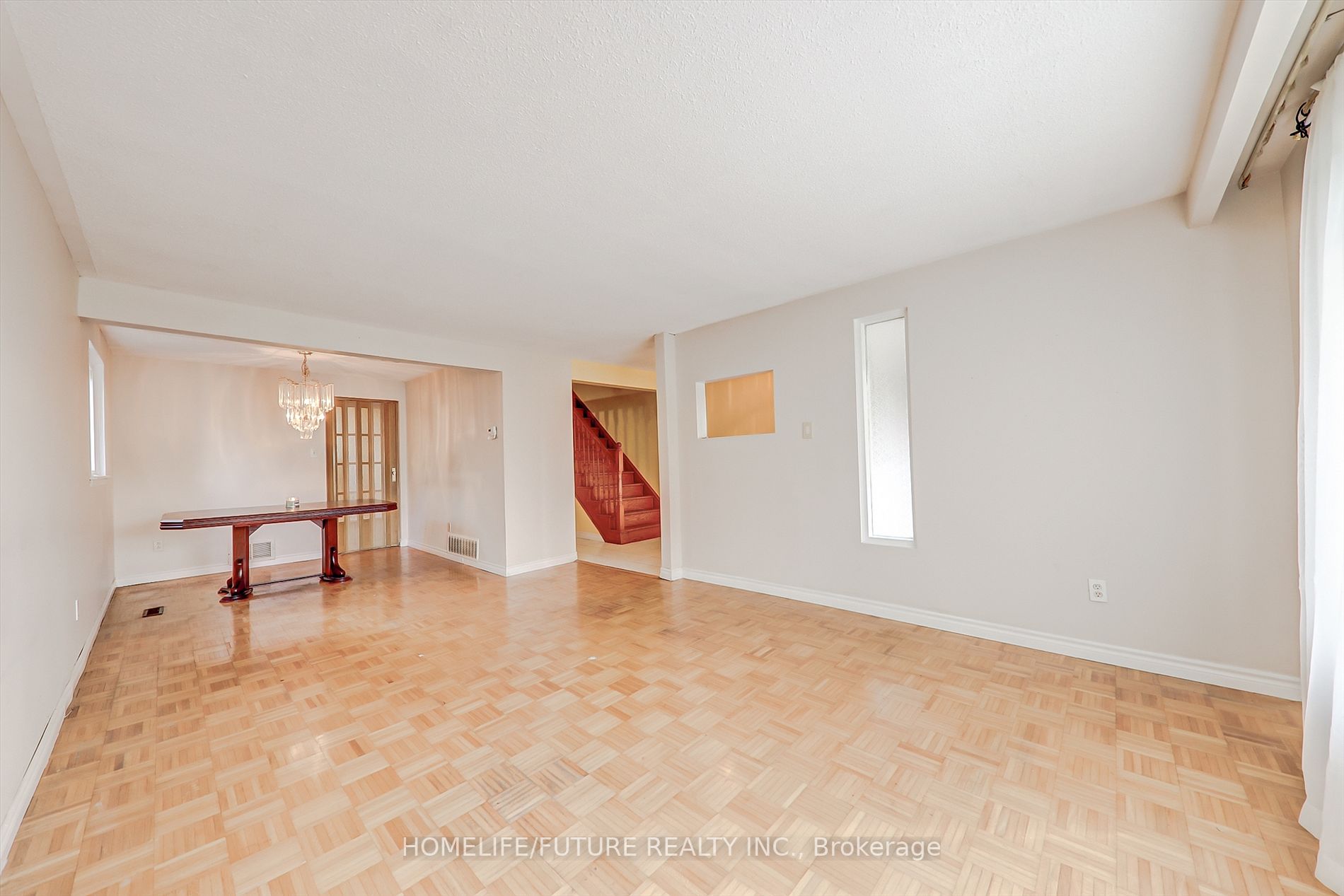 27 Wellpark Boulevard