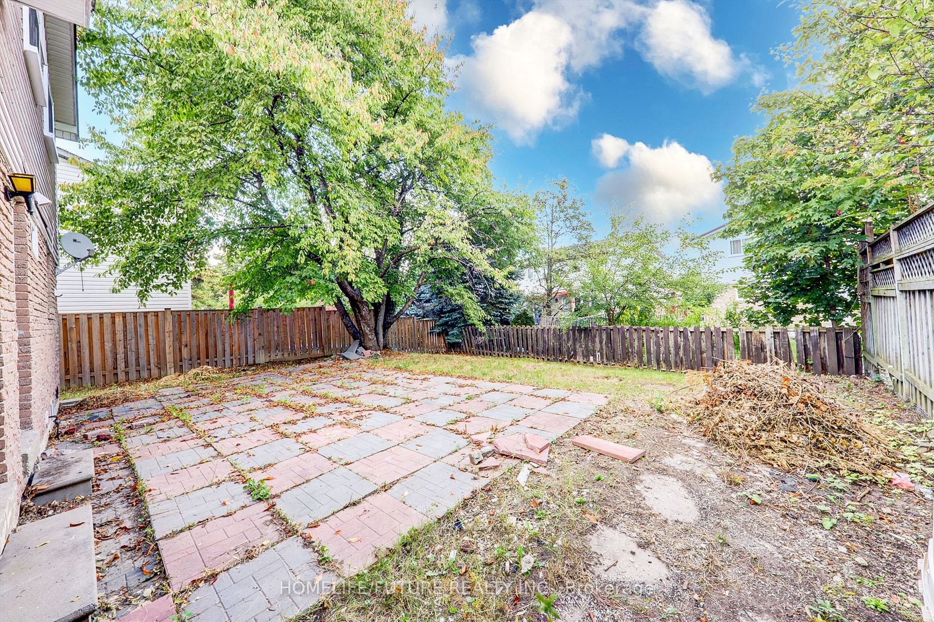 27 Wellpark Boulevard