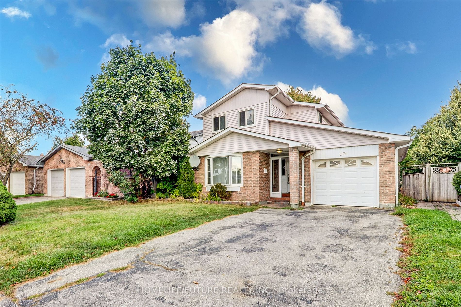 27 Wellpark Boulevard