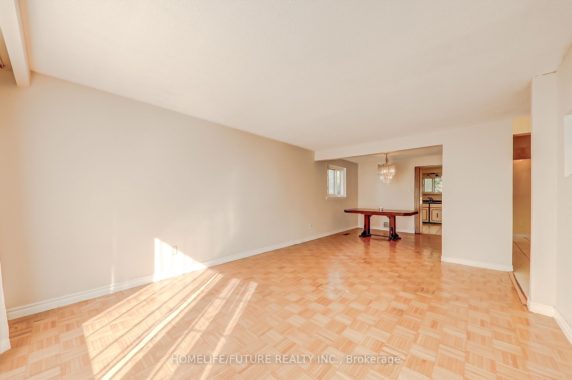 27 Wellpark Boulevard
