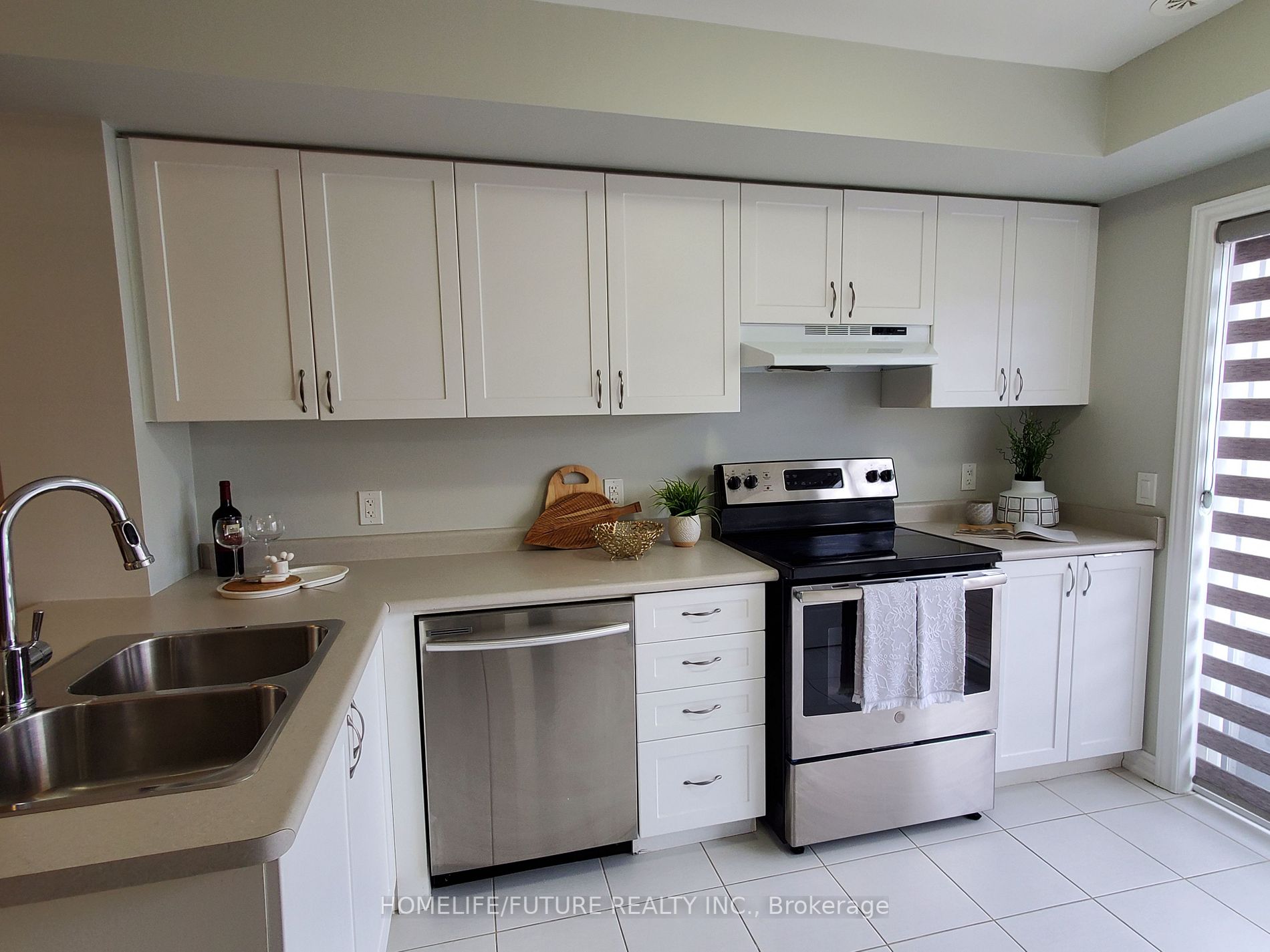 2500 Hill Rise Court, #95