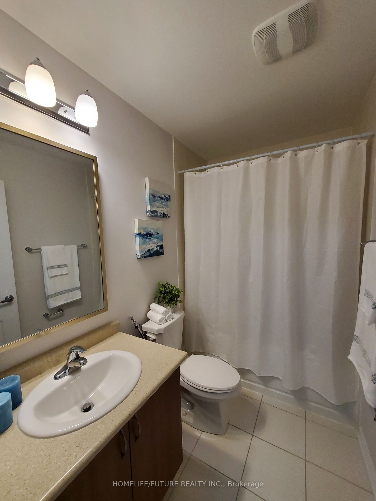 2500 Hill Rise Court, #95