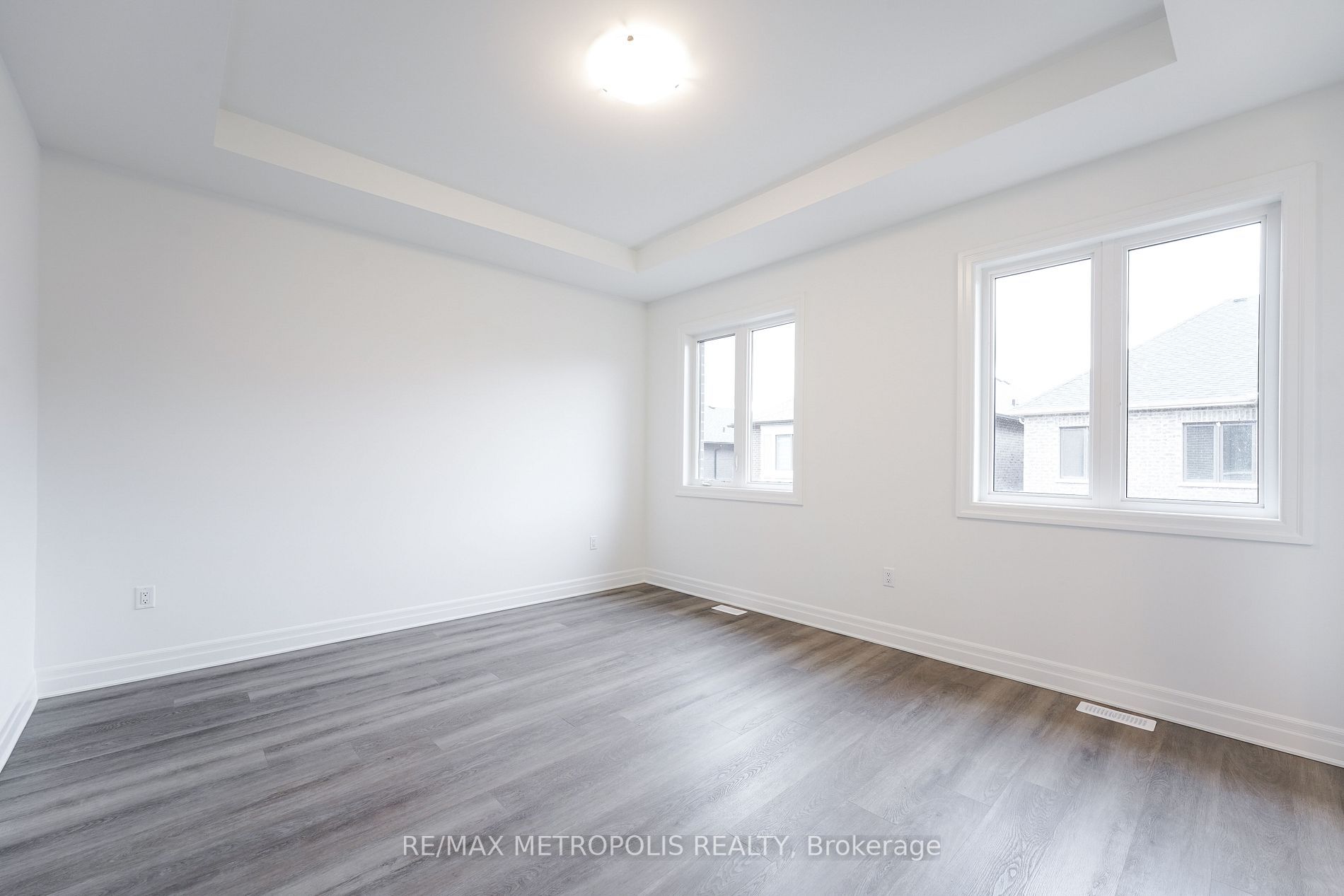 1554 Honey Locust Place