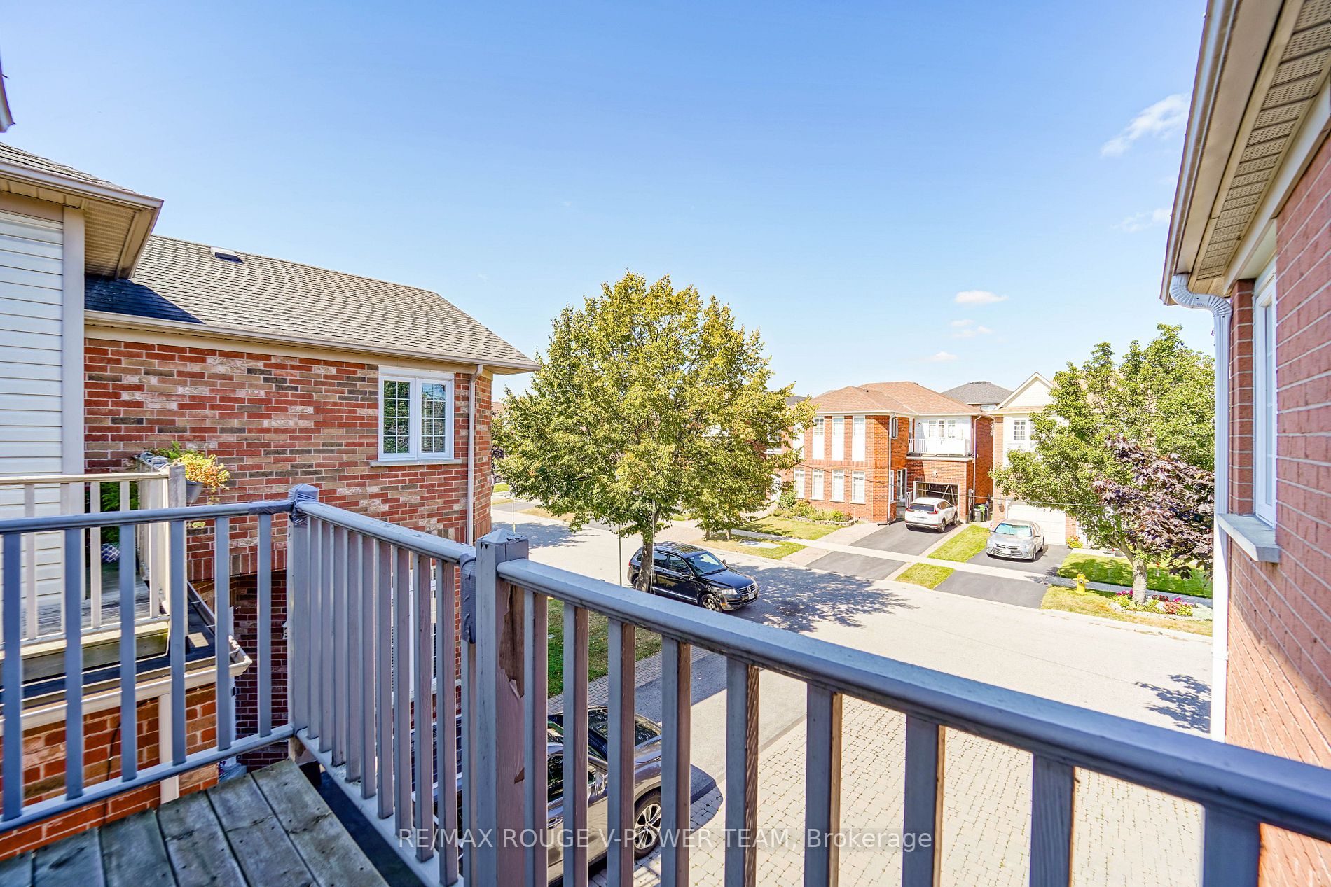 45 Shoalhaven Dr