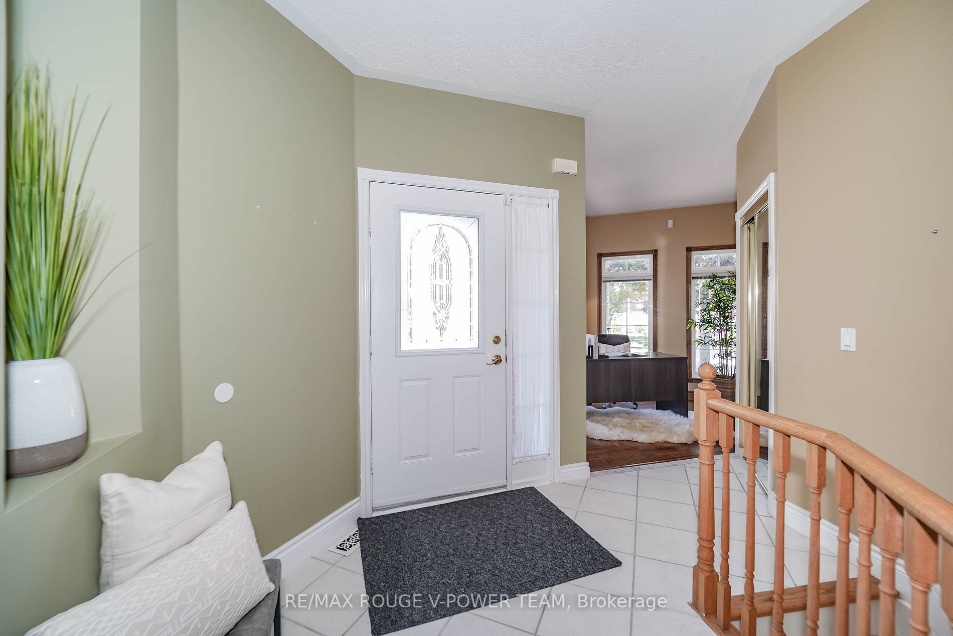 45 Shoalhaven Dr