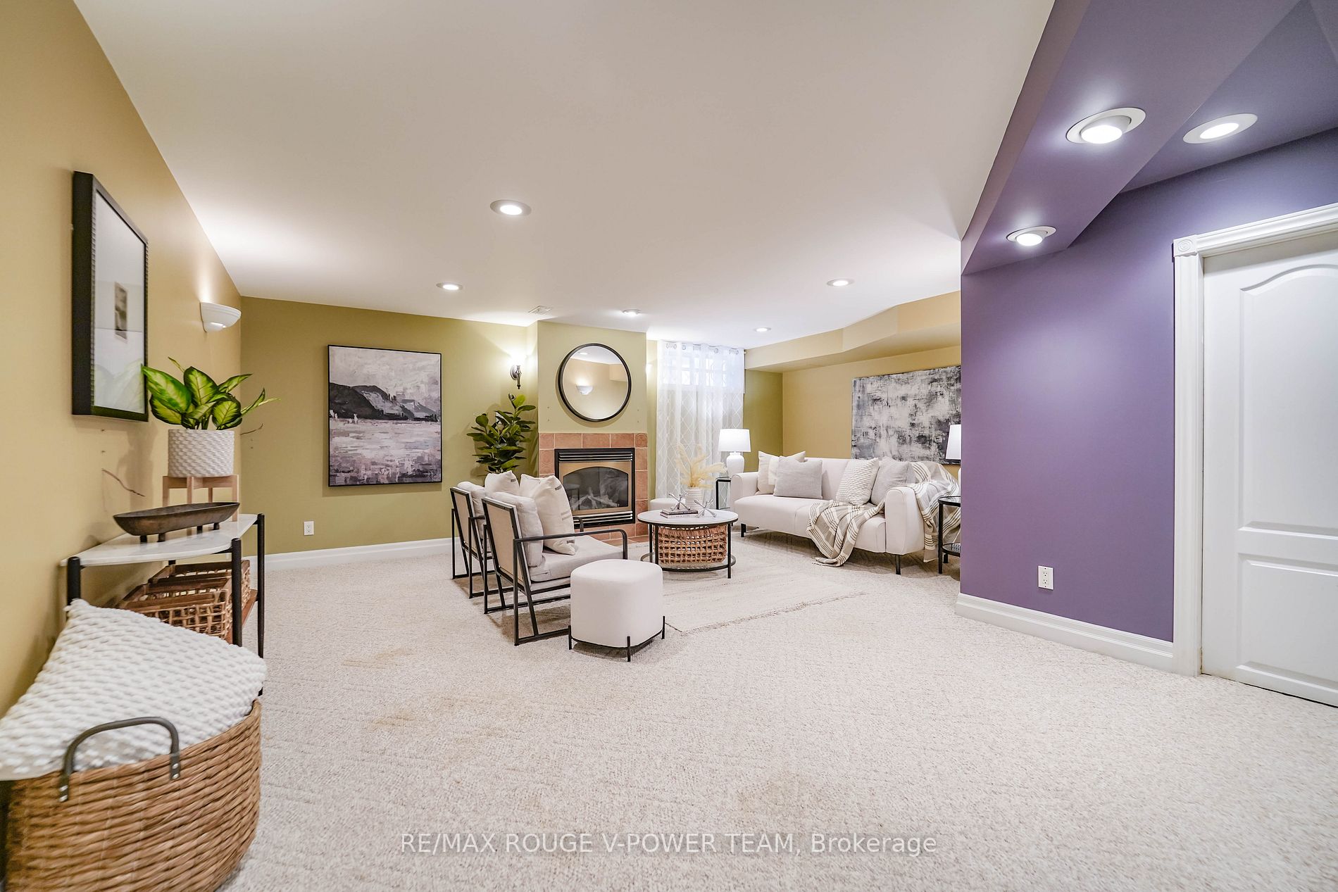45 Shoalhaven Dr