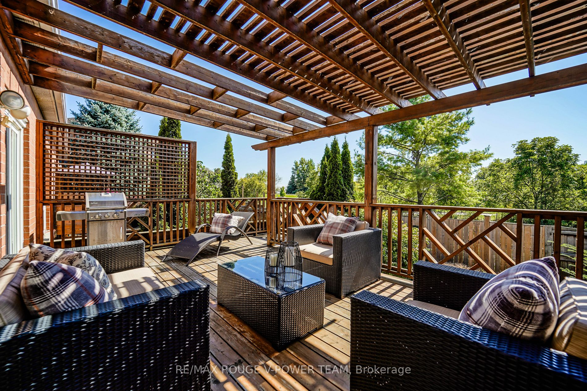 45 Shoalhaven Dr